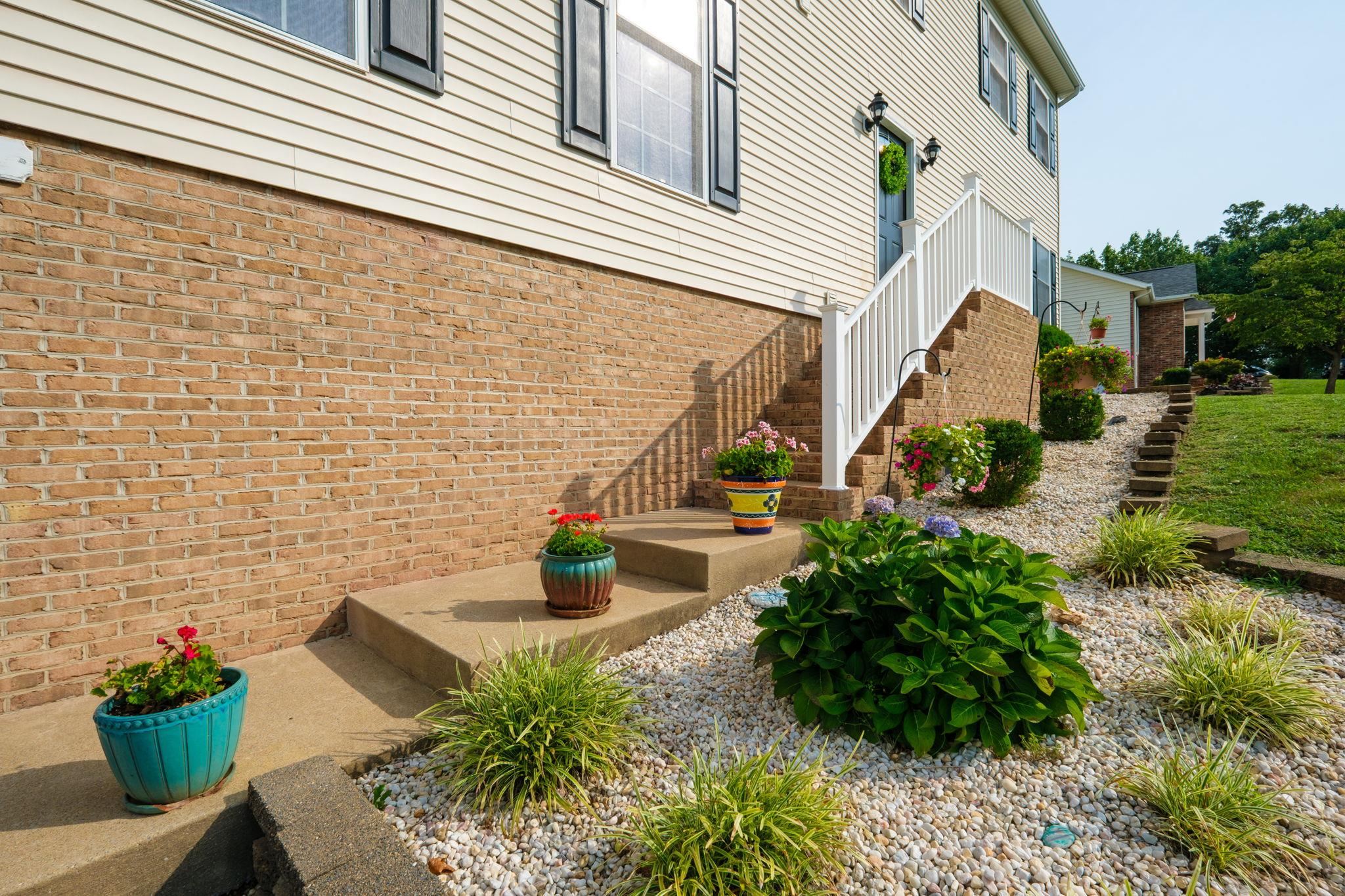 157 Back Rd, Shenandoah, VA 22849 — photo 6