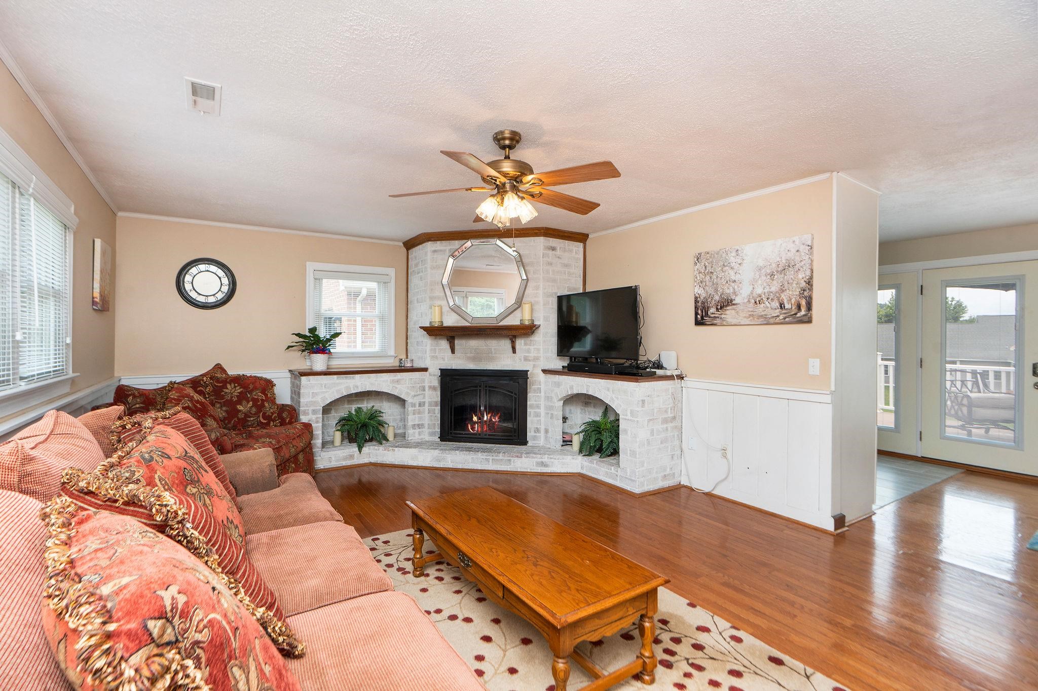 409 Steeles Fort Rd, Raphine, VA 24472 — photo 8
