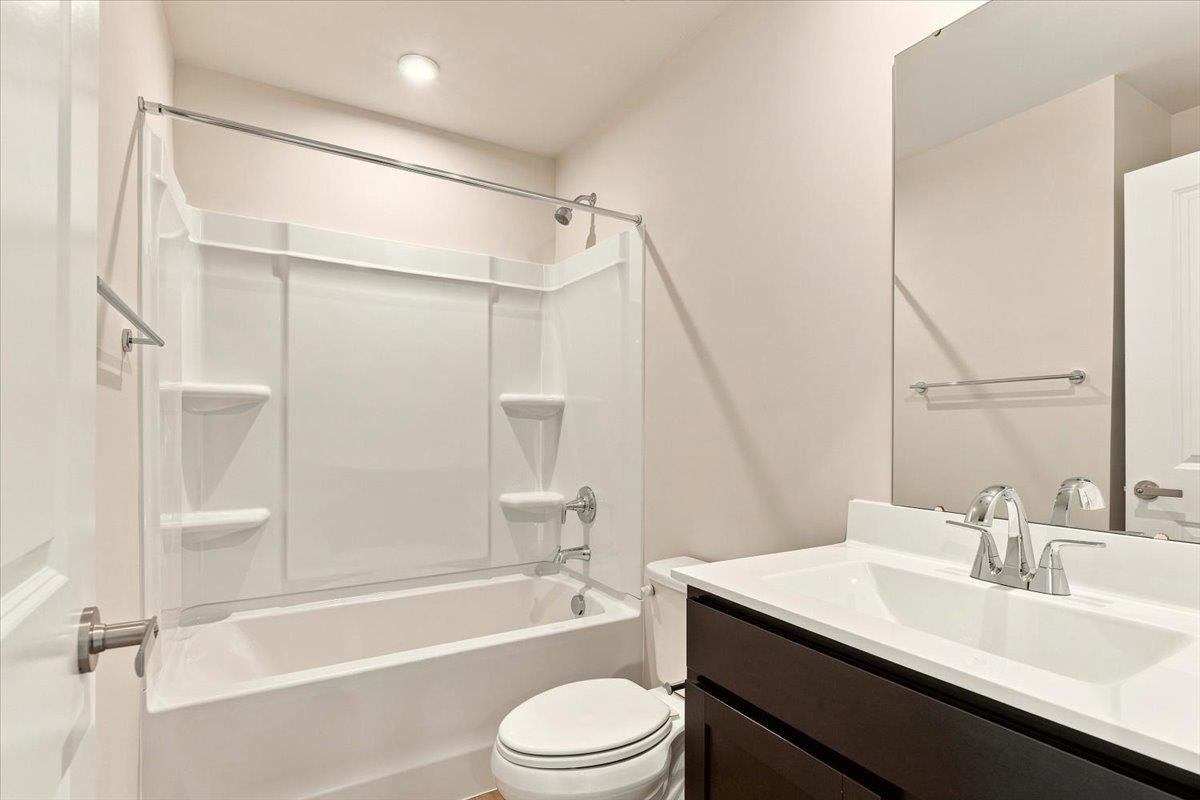 2898 Orchard Ridge Ln photo 18