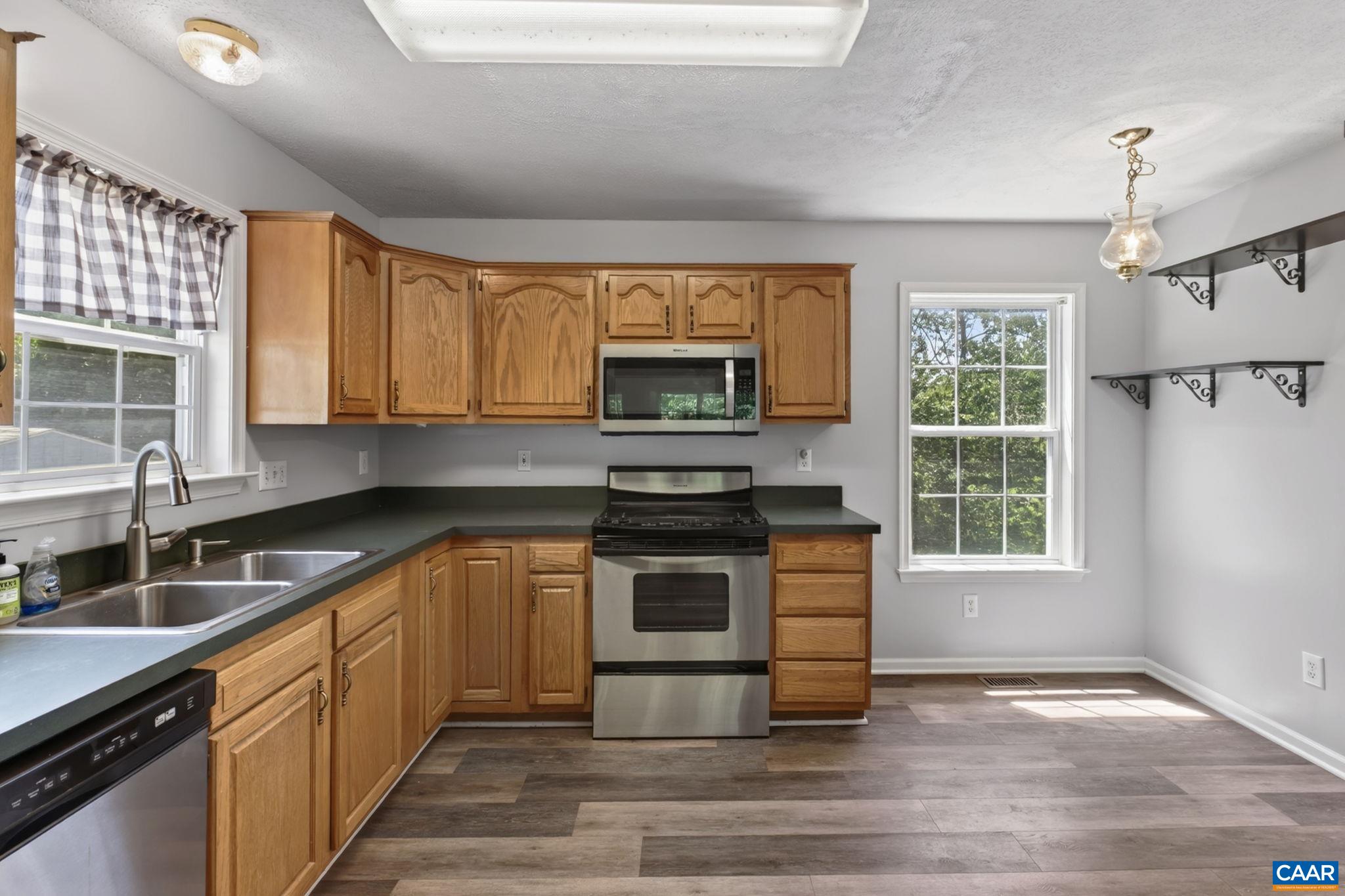 119 Lupine Ln, Charlottesville, VA 22901 — photo 3