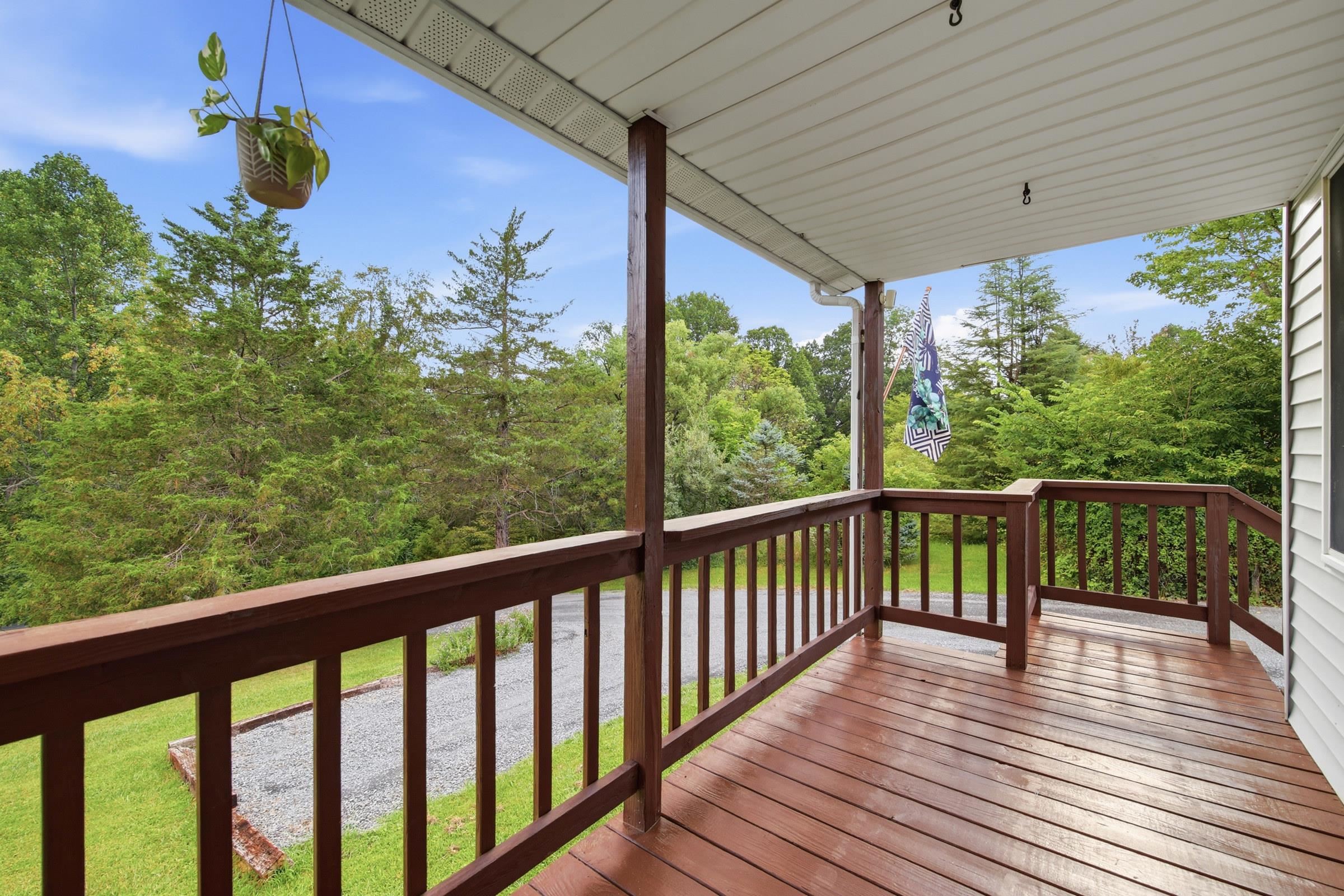 2756 Ridge Hollow Rd, Edinburg, VA 22824 — photo 5
