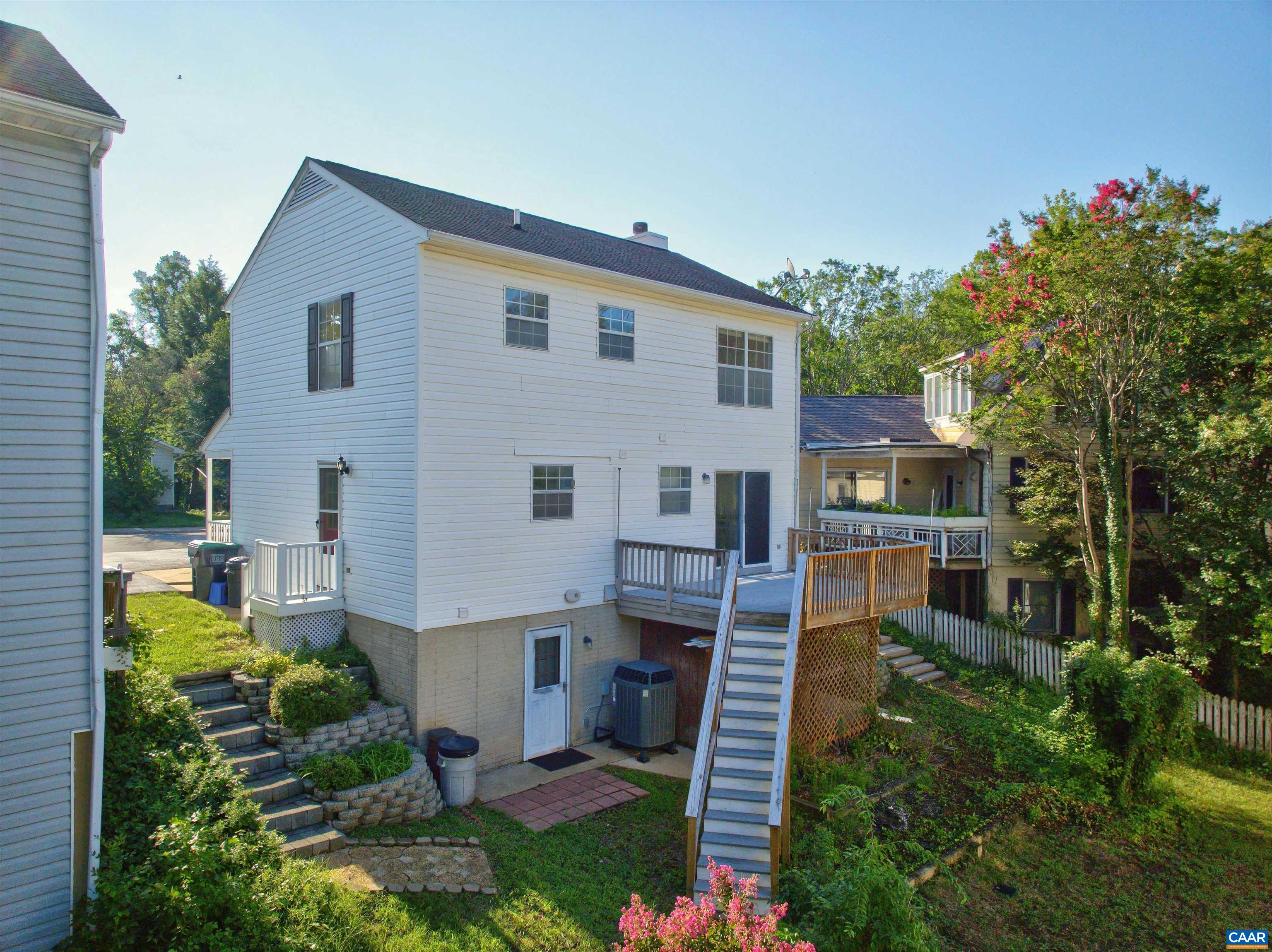 107 Westwood Cir, Charlottesville, VA 22903 — photo 6