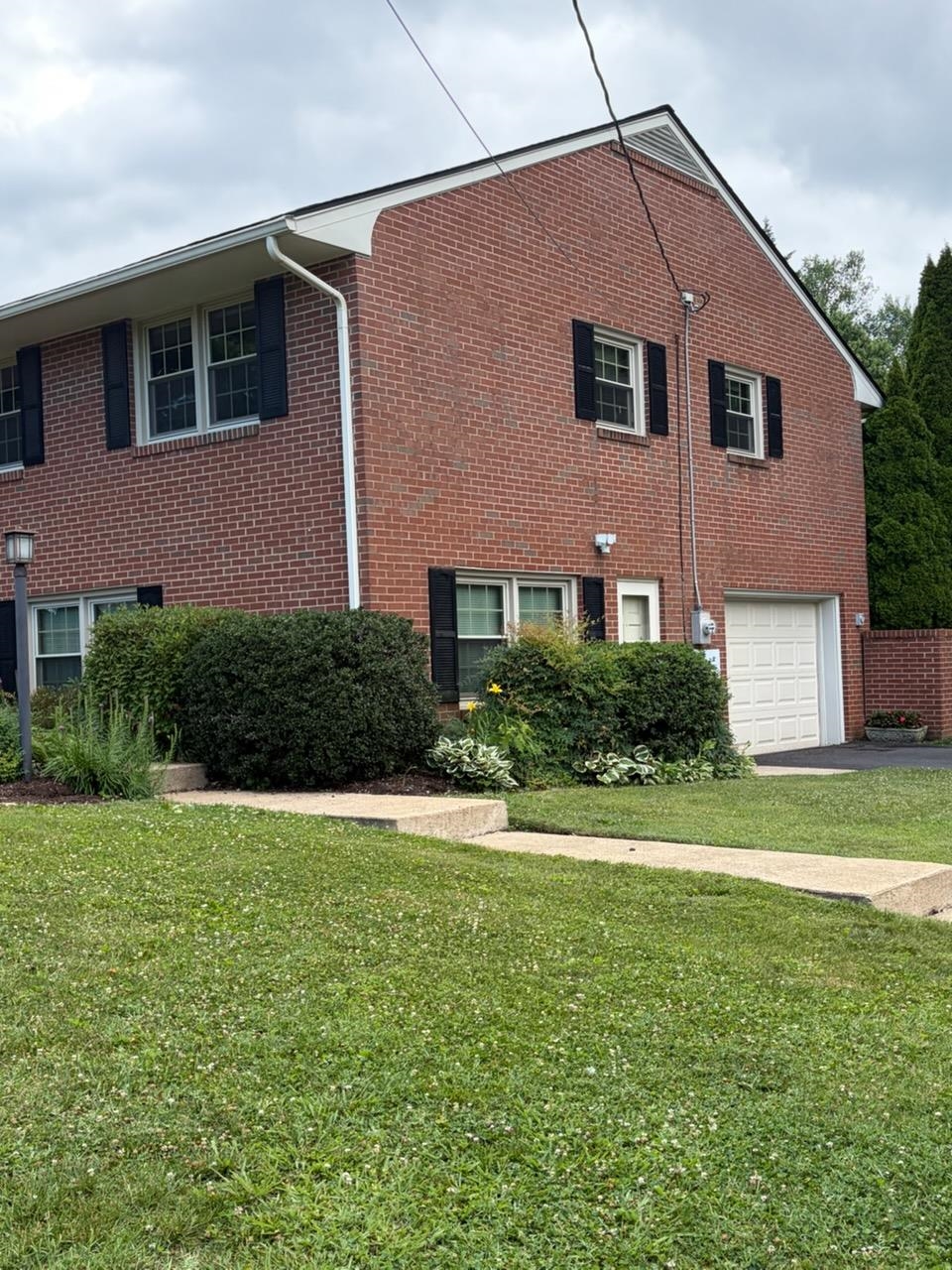1411 Sunset Ln, Waynesboro, VA 22980 — photo 2