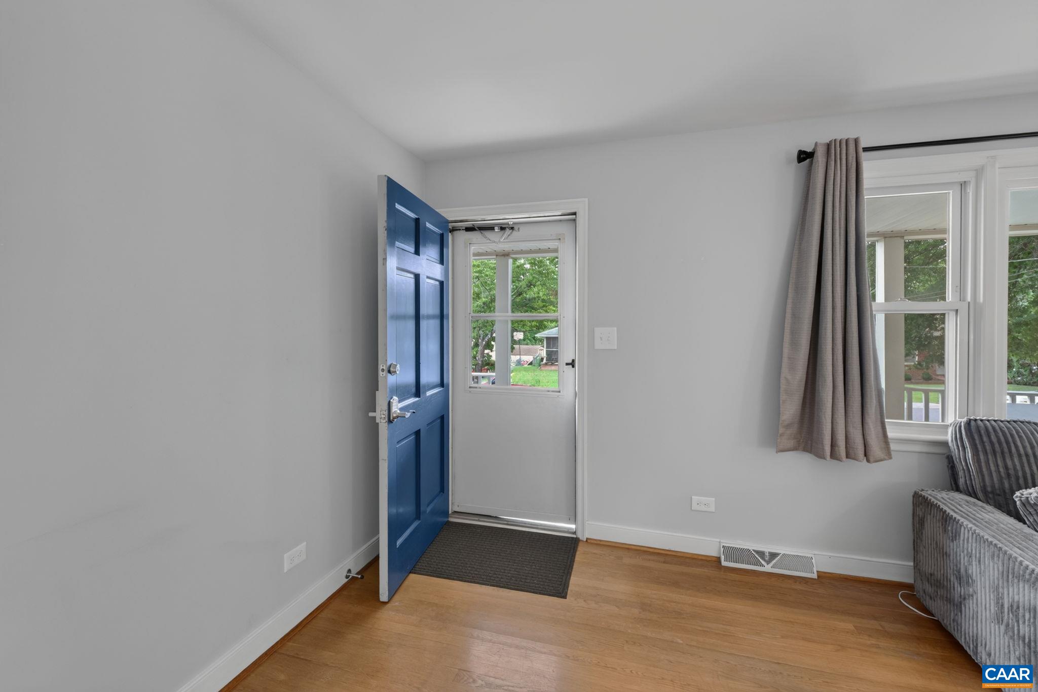 335 Camellia Dr, Charlottesville, VA 22903 — photo 7