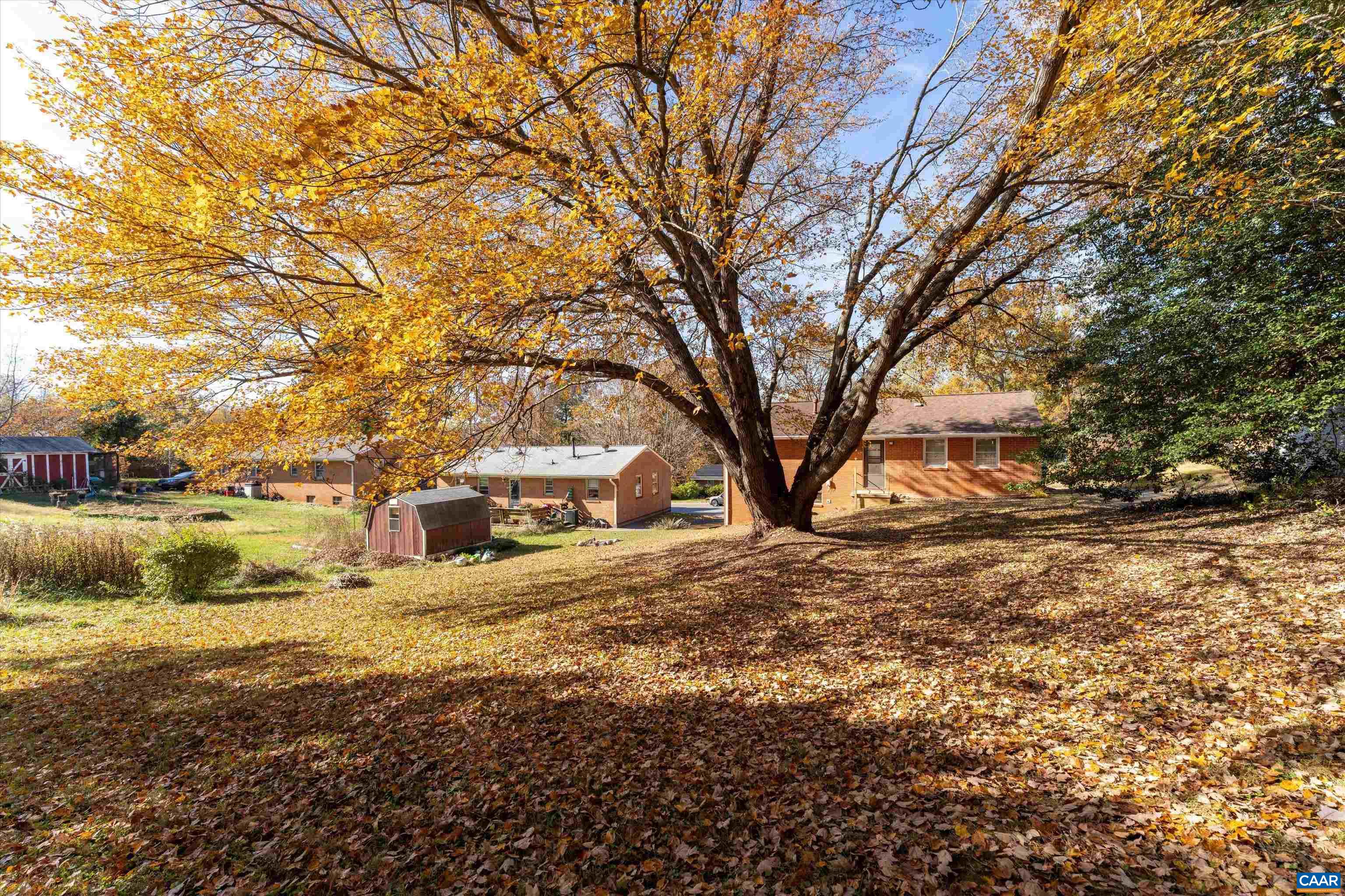 331 Camellia Dr, Charlottesville, VA 22903 — photo 5