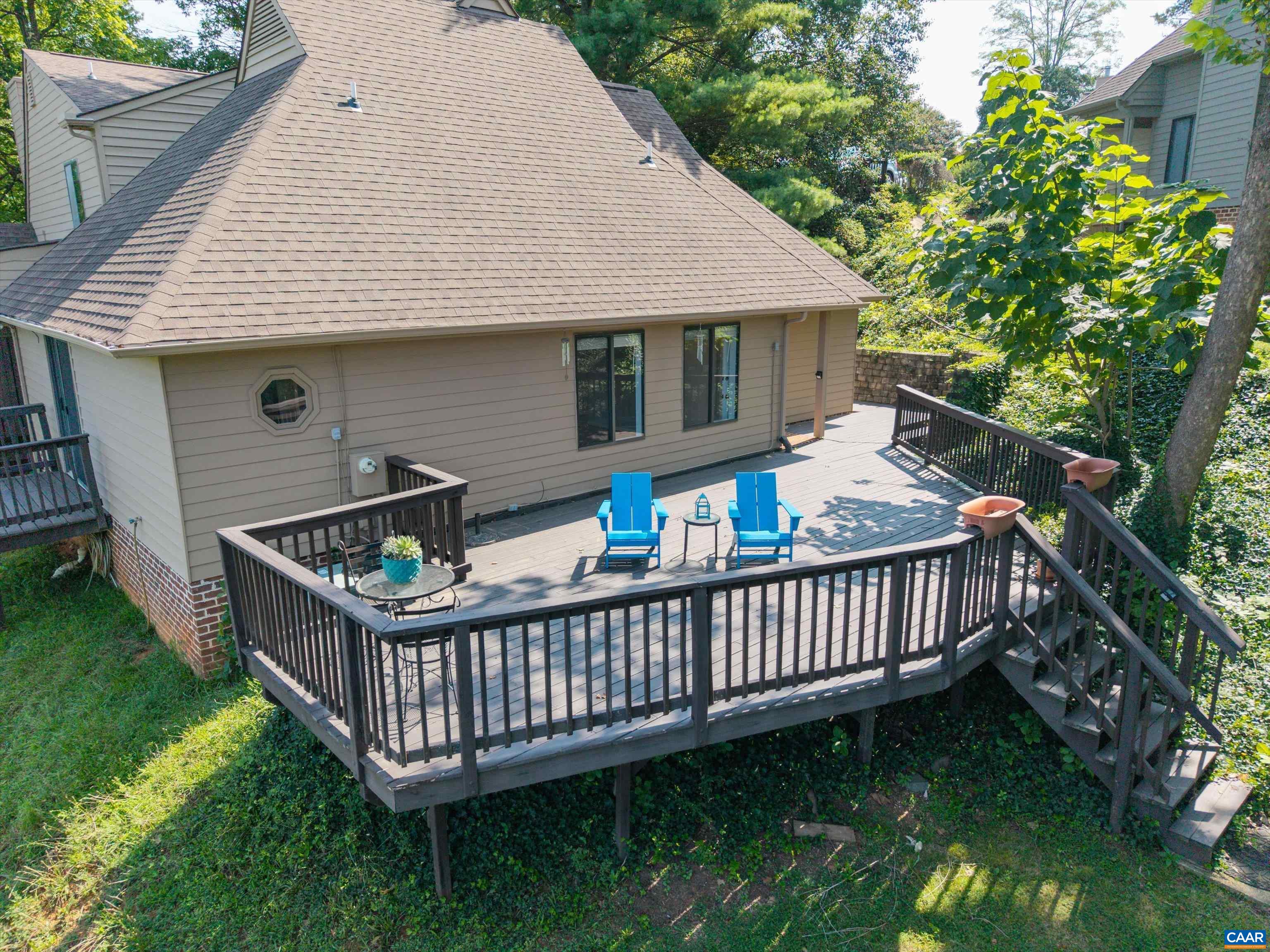 1694 Royal Oak Ct, Charlottesville, VA 22902 — photo 3