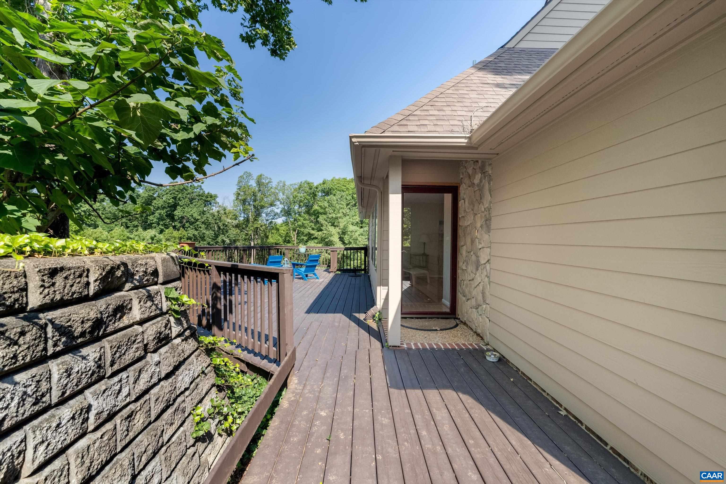 1694 Royal Oak Ct, Charlottesville, VA 22902 — photo 8