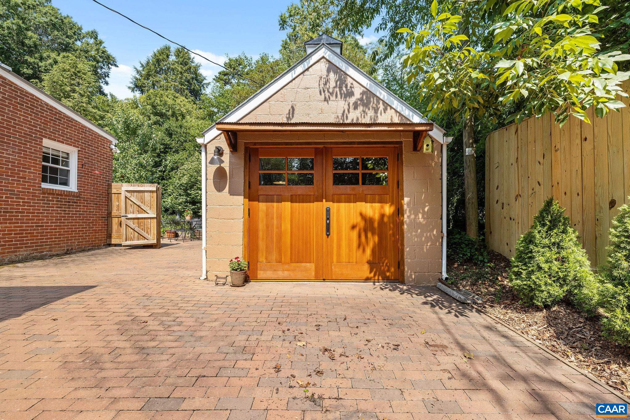 113 Cameron Ln, Charlottesville, VA 22903 - photo 3