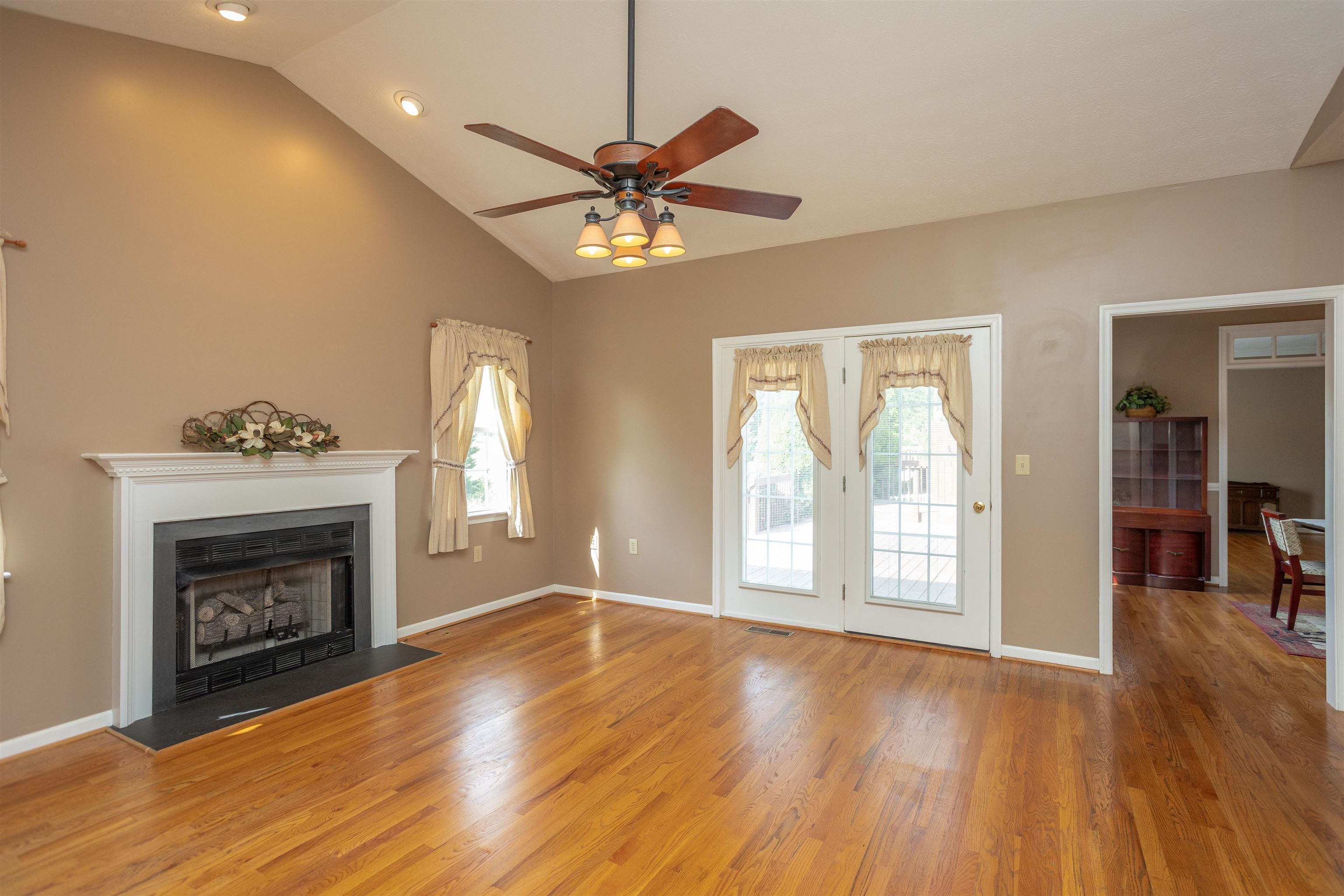 10 Molly Ct, Fishersville, VA 22939 — photo 10