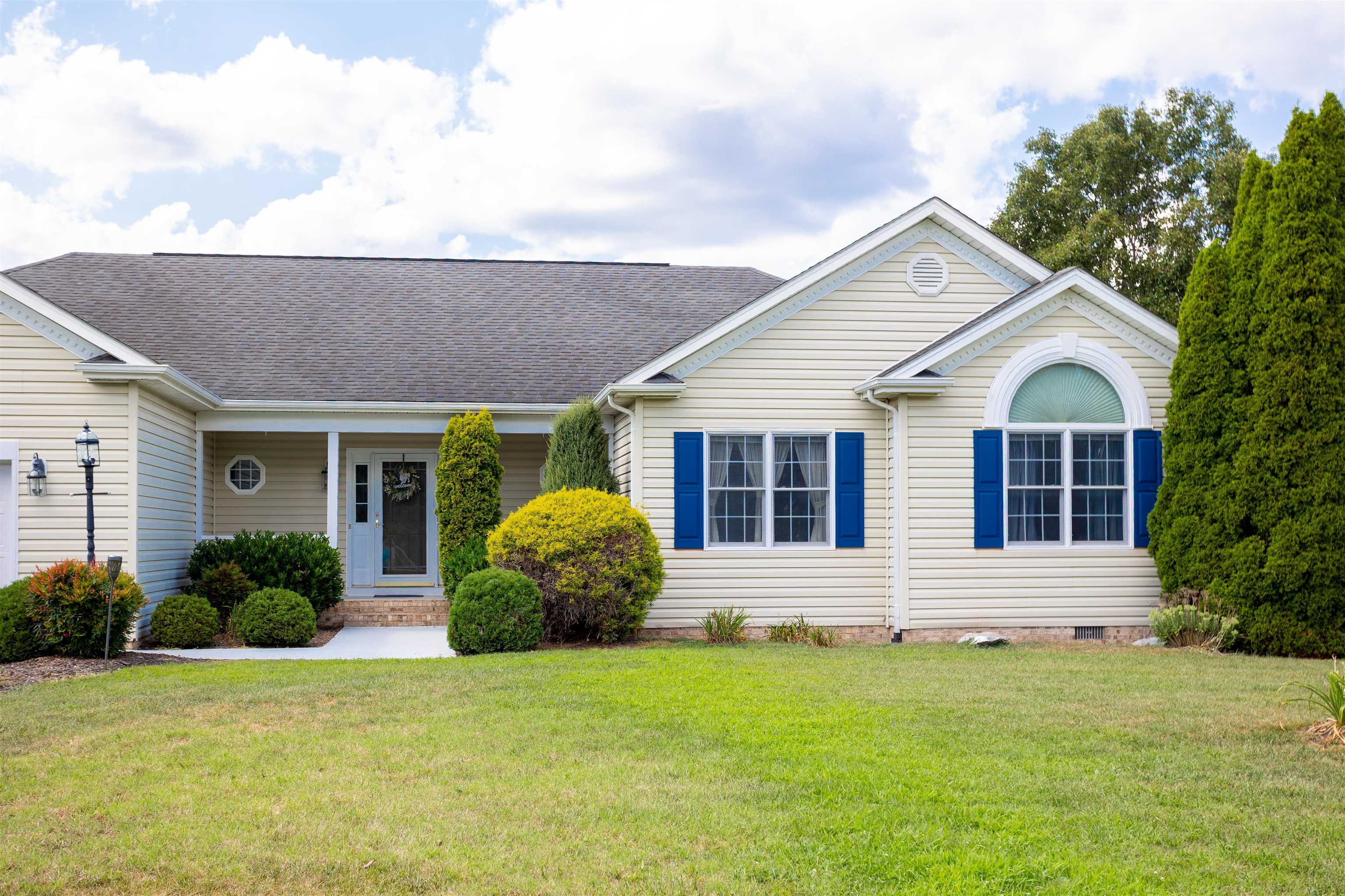 10 Molly Ct, Fishersville, VA 22939 — photo 2