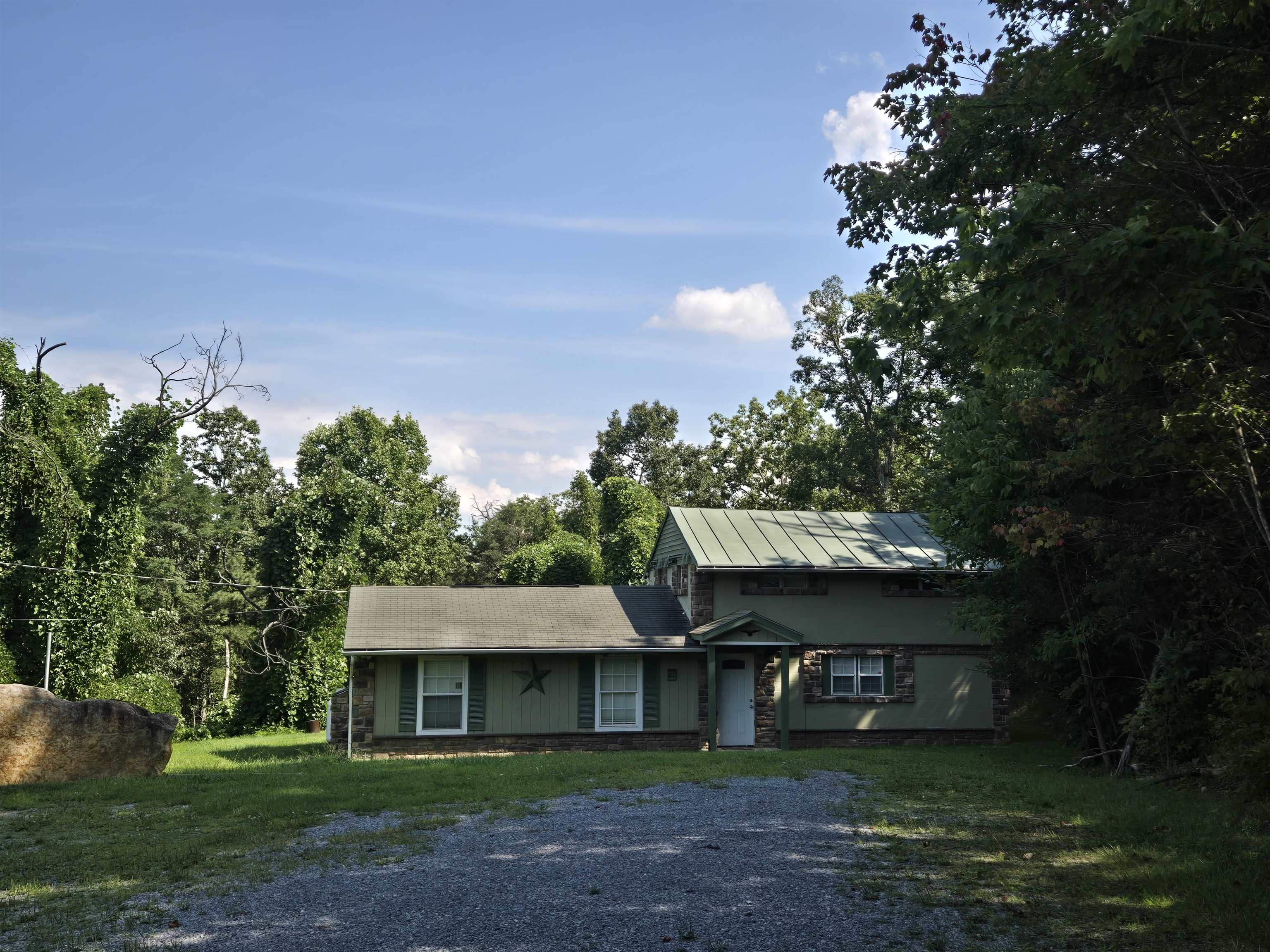 8879 Us Hwy 211 W, Luray, VA 22835 — photo 2