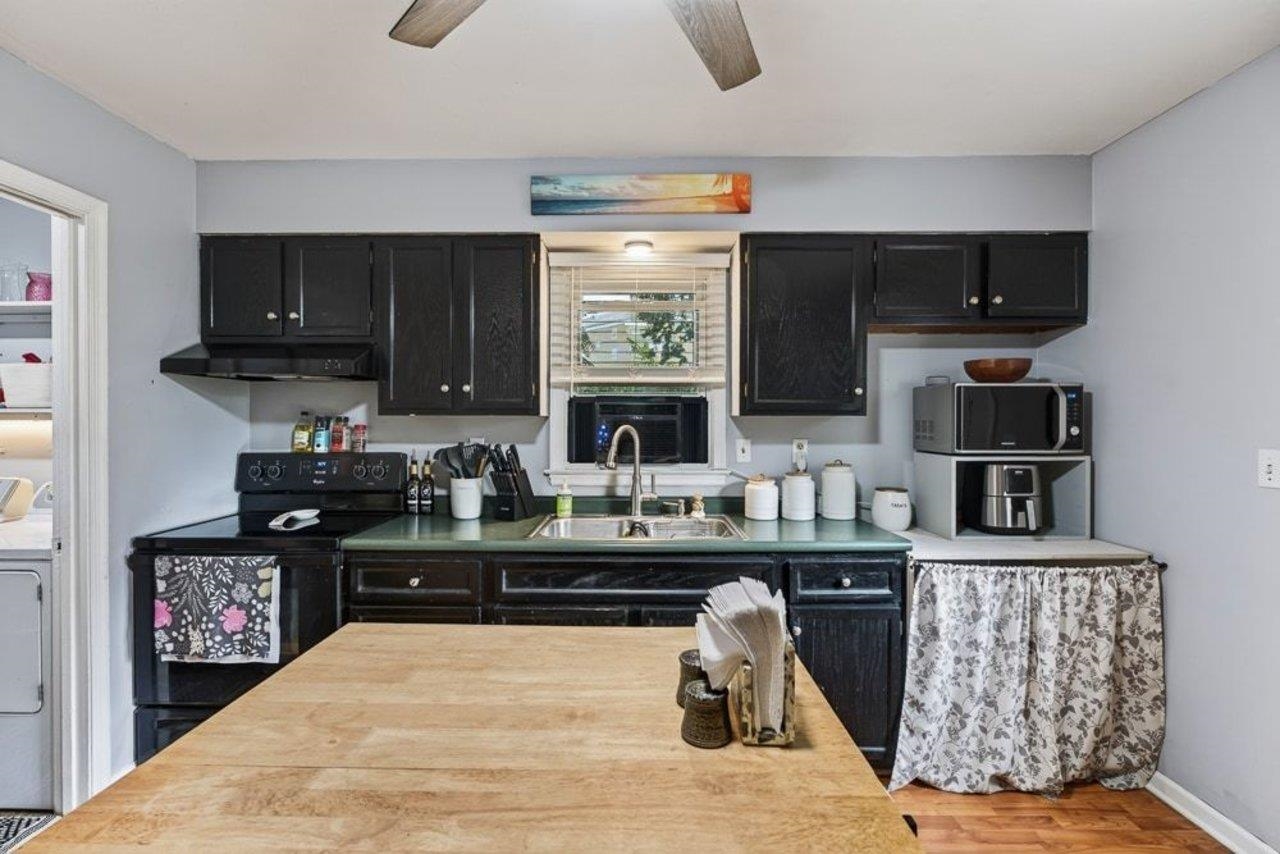 423 N Market St, Staunton, VA 24401 — photo 10