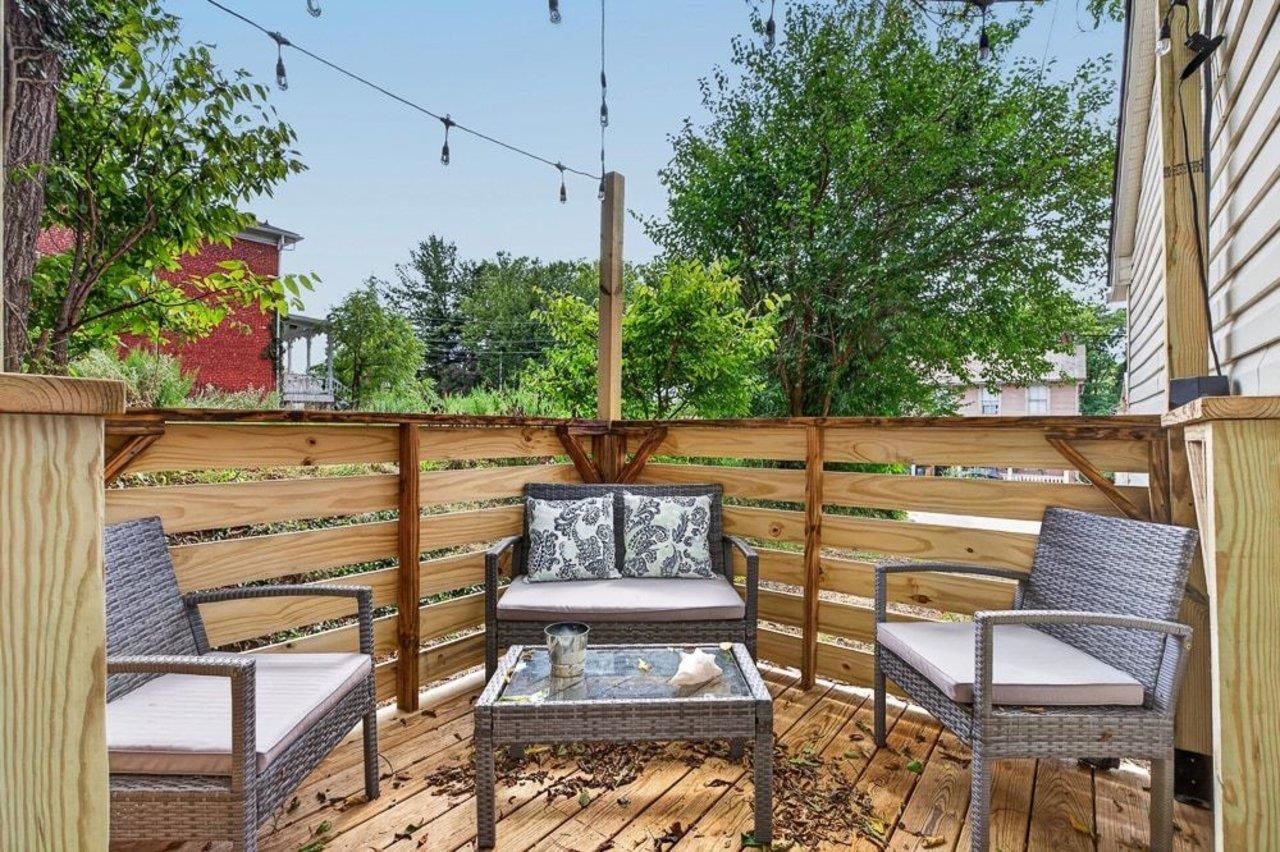 423 N Market St, Staunton, VA 24401 — photo 5