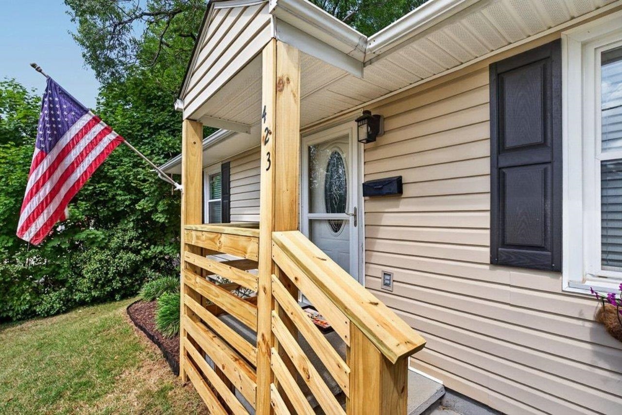 423 N Market St, Staunton, VA 24401 — photo 6