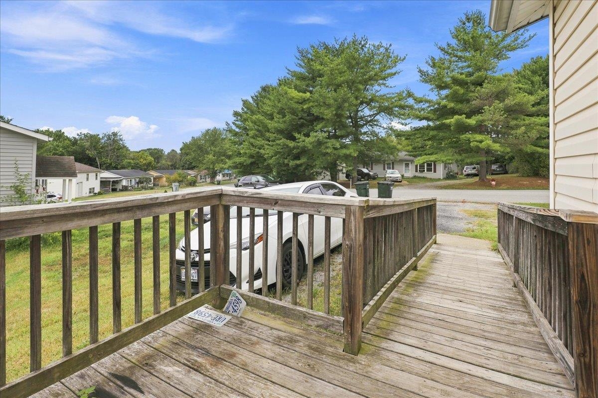 8 Westgate Rd, Verona, VA 24482 — photo 10