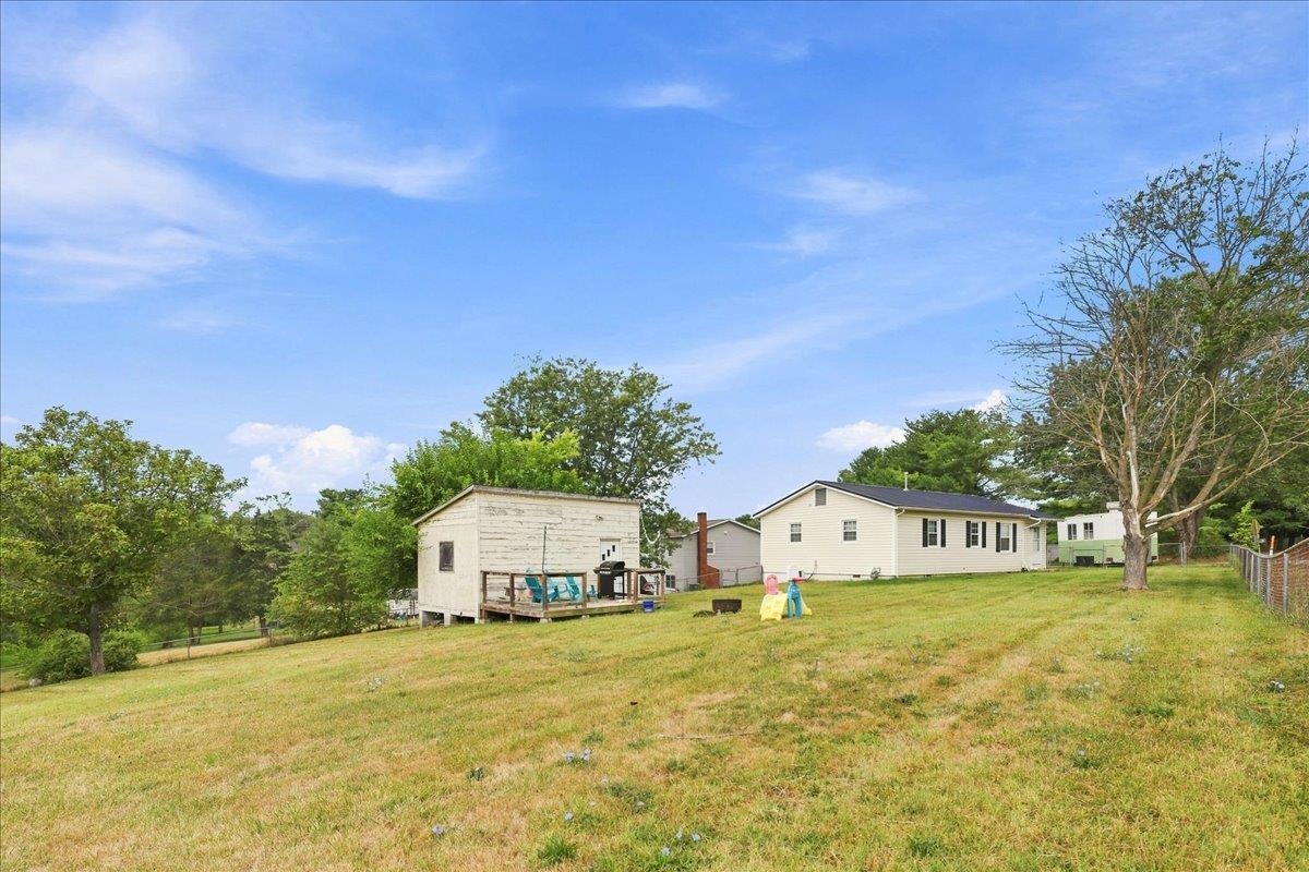 8 Westgate Rd, Verona, VA 24482 — photo 7