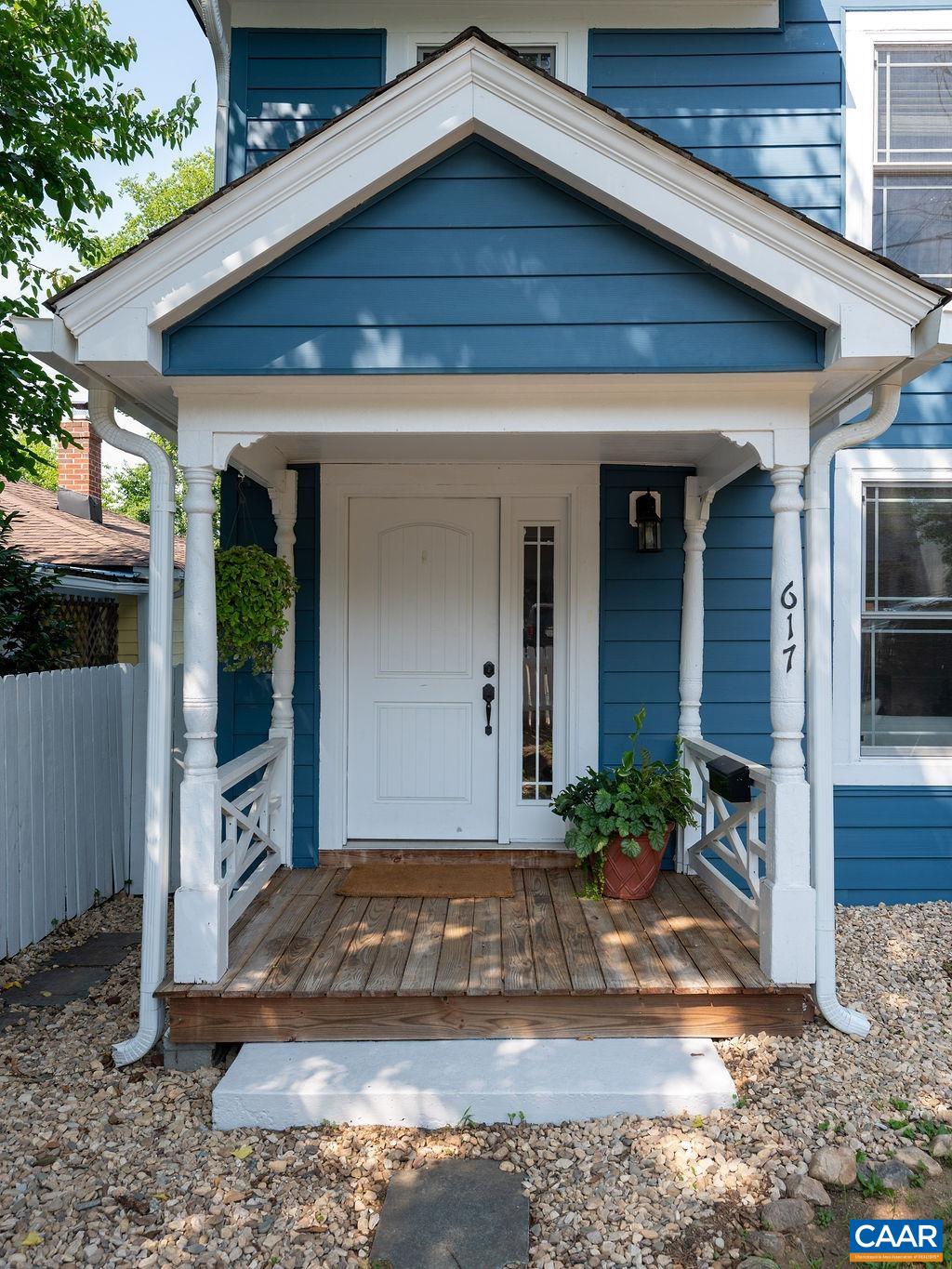 617 Hinton Ave, Charlottesville, VA 22902 — photo 3
