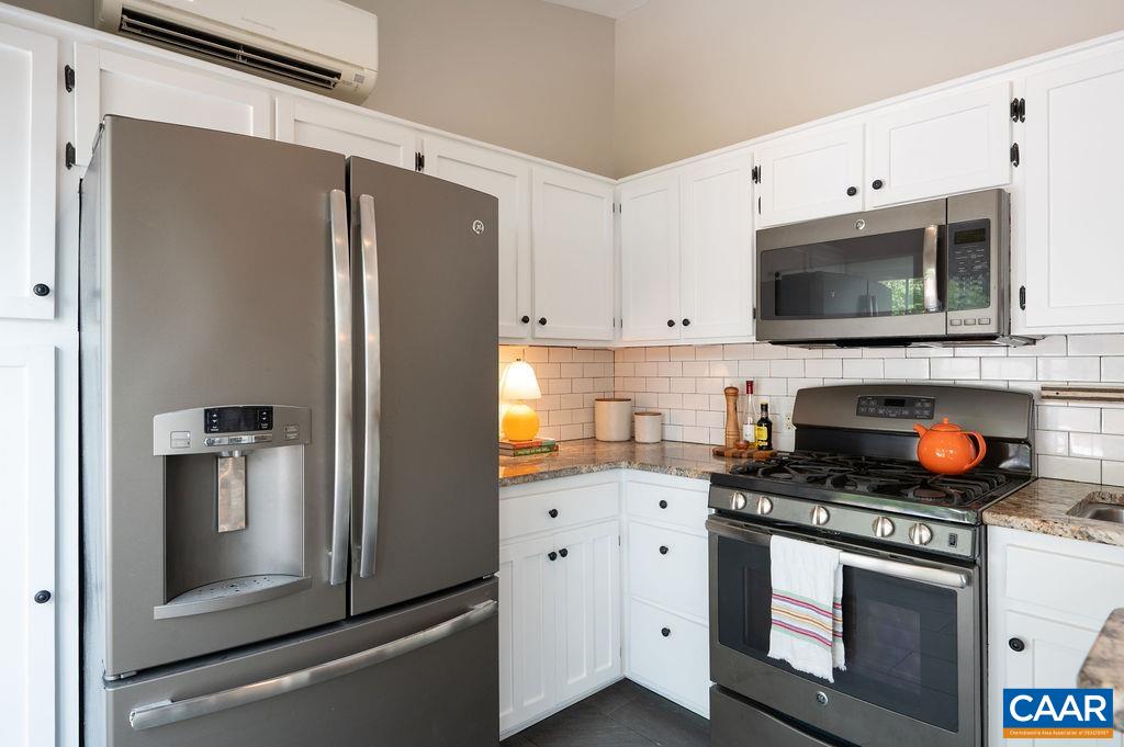 617 Hinton Ave, Charlottesville, VA 22902 — photo 8