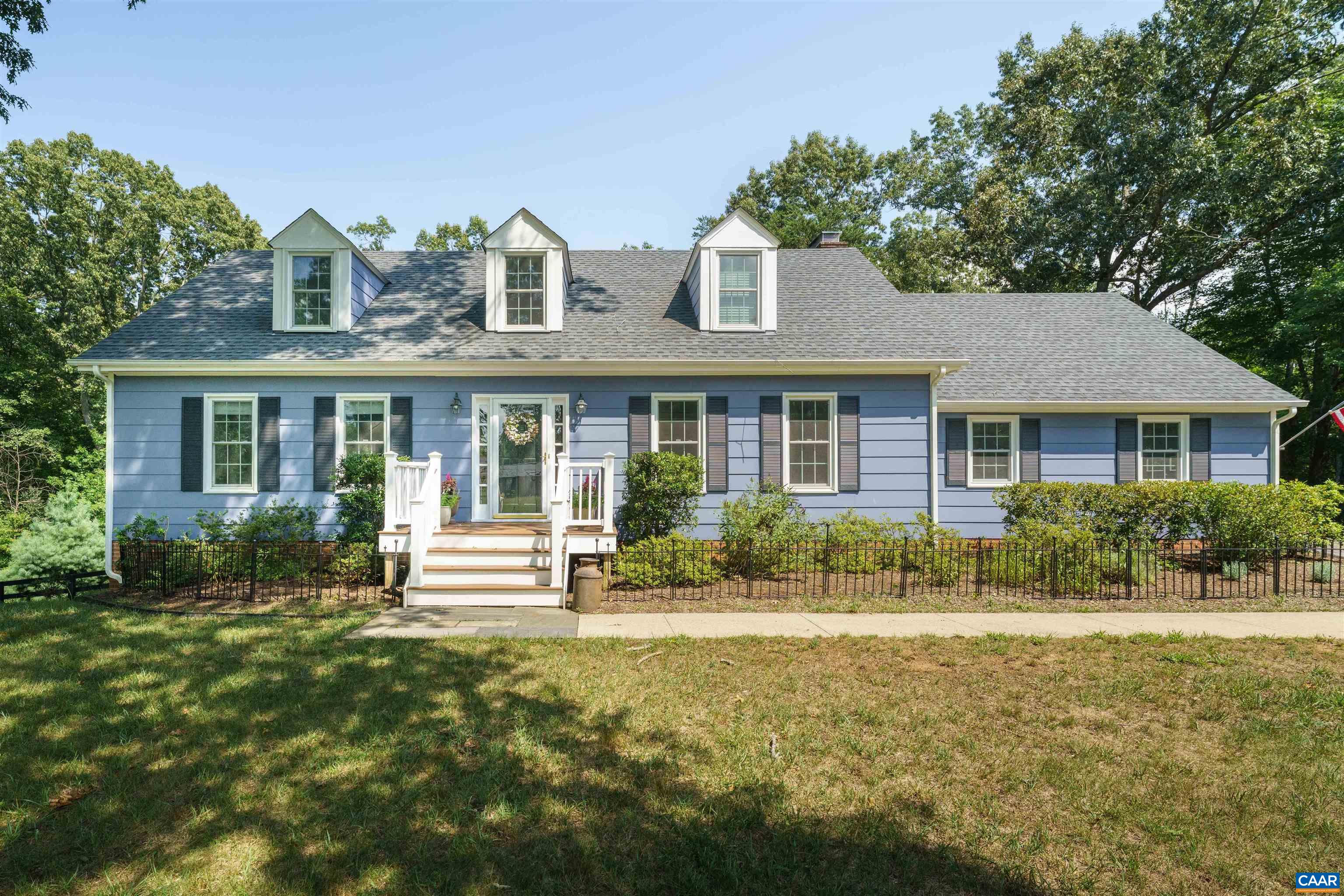 2315 Westover Dr, Charlottesville, VA 22901 — photo 2