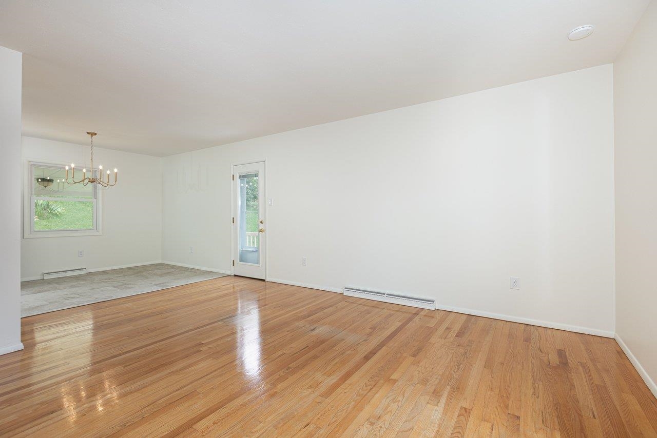 204 Thomas St, Staunton, VA 24401 — photo 5