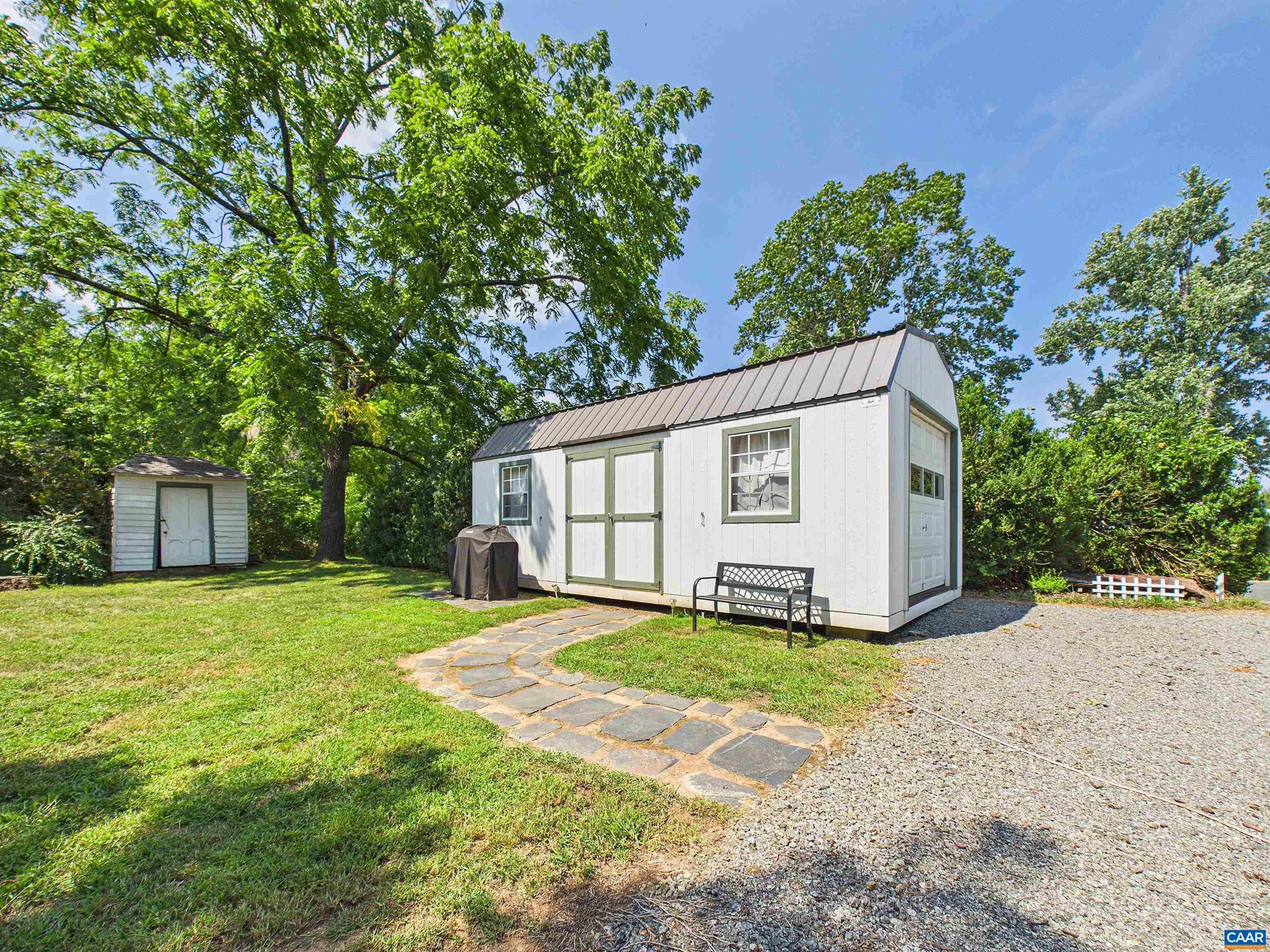 1340 Morgans Hill Rd, Arvonia, VA 23004 — photo 9