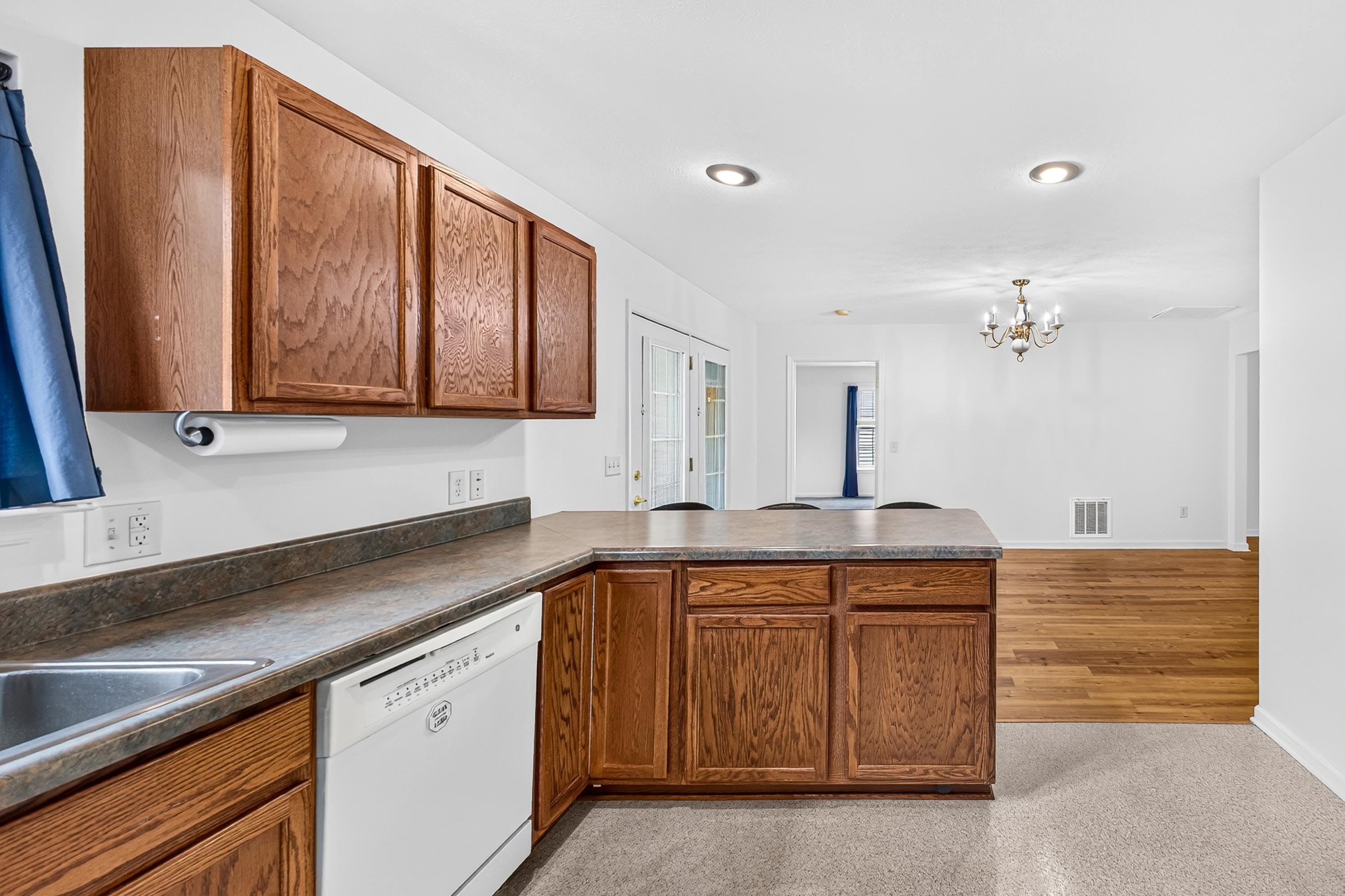 426 Hickory Grove Cir, Harrisonburg, VA 22801 — photo 9
