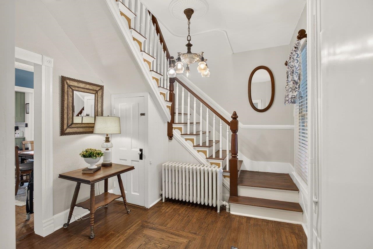 110 Park Ave, Grottoes, VA 24441 — photo 3
