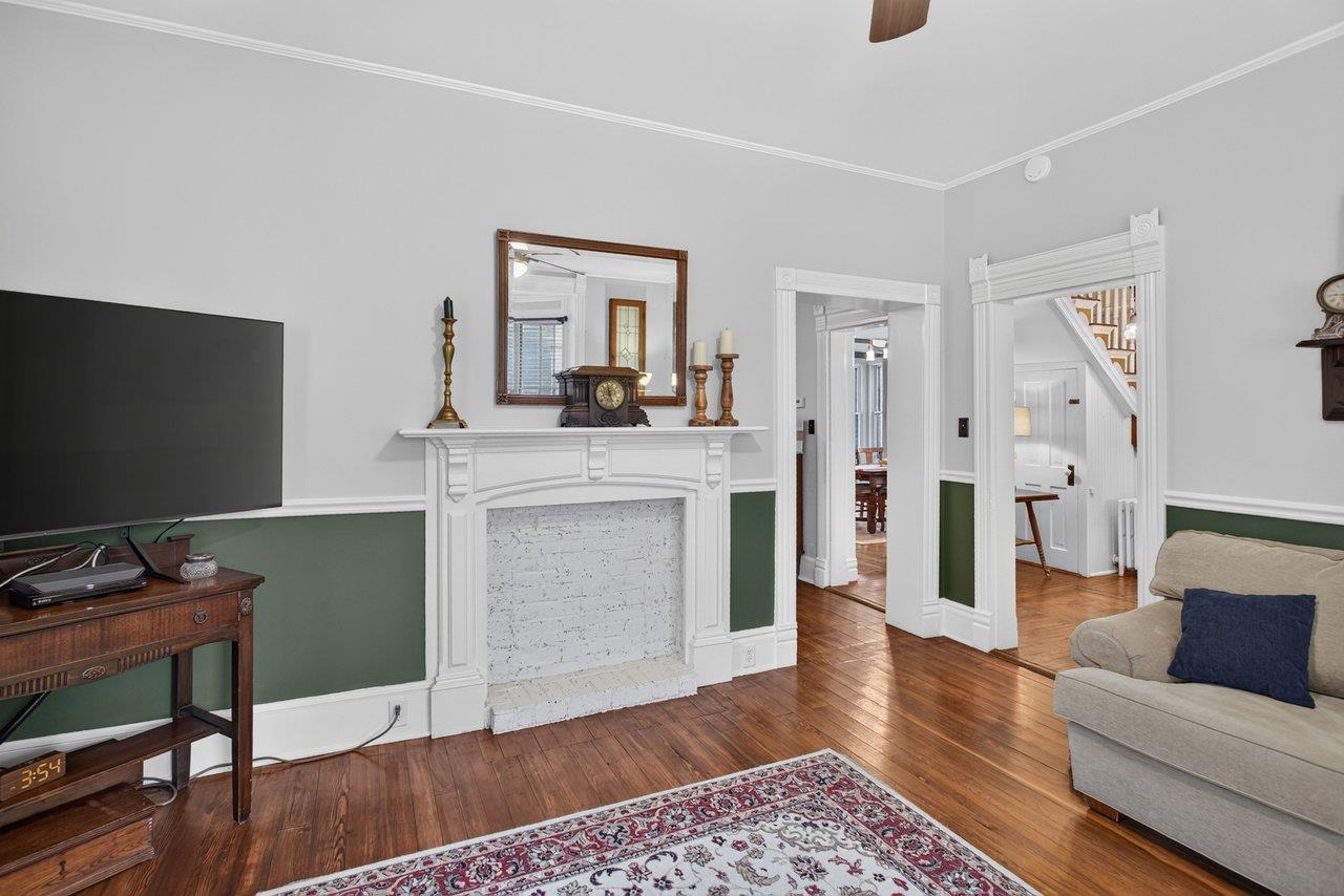 110 Park Ave, Grottoes, VA 24441 — photo 7