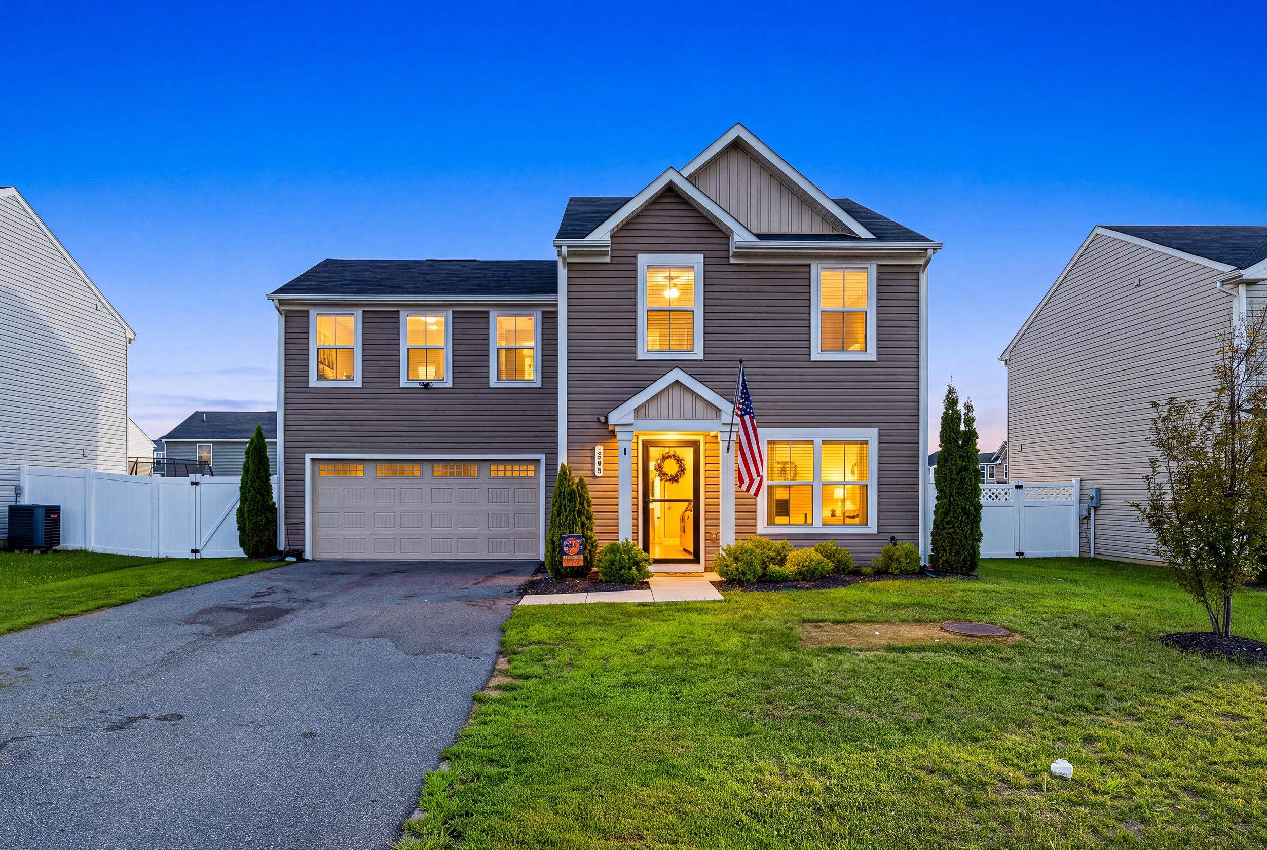 1203 Flatt Ln, Grottoes, VA 24441