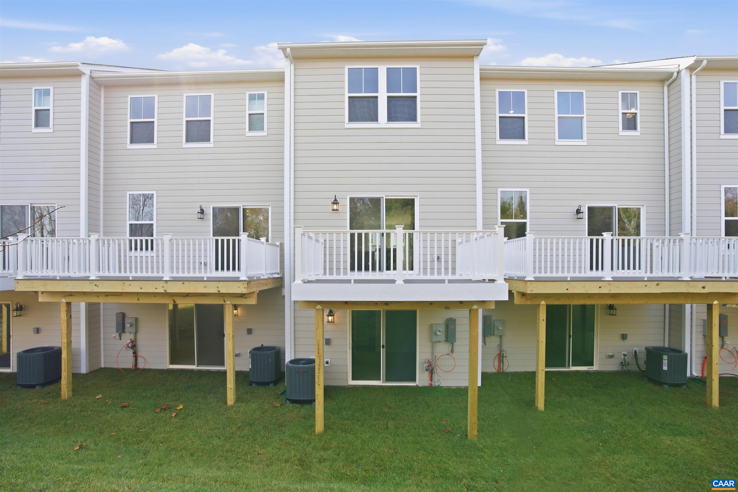 3032 Rambling Brook Ln, Crozet, VA 22932 — photo 2
