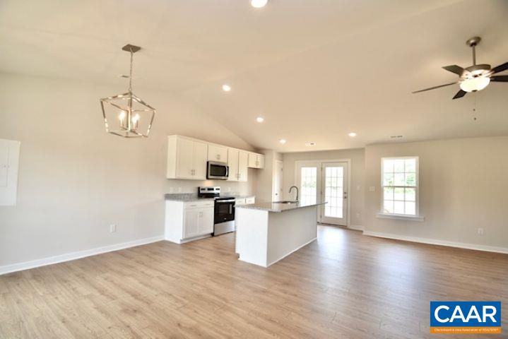 410 Kents Mill Rd, Louisa, VA 23093 — photo 6