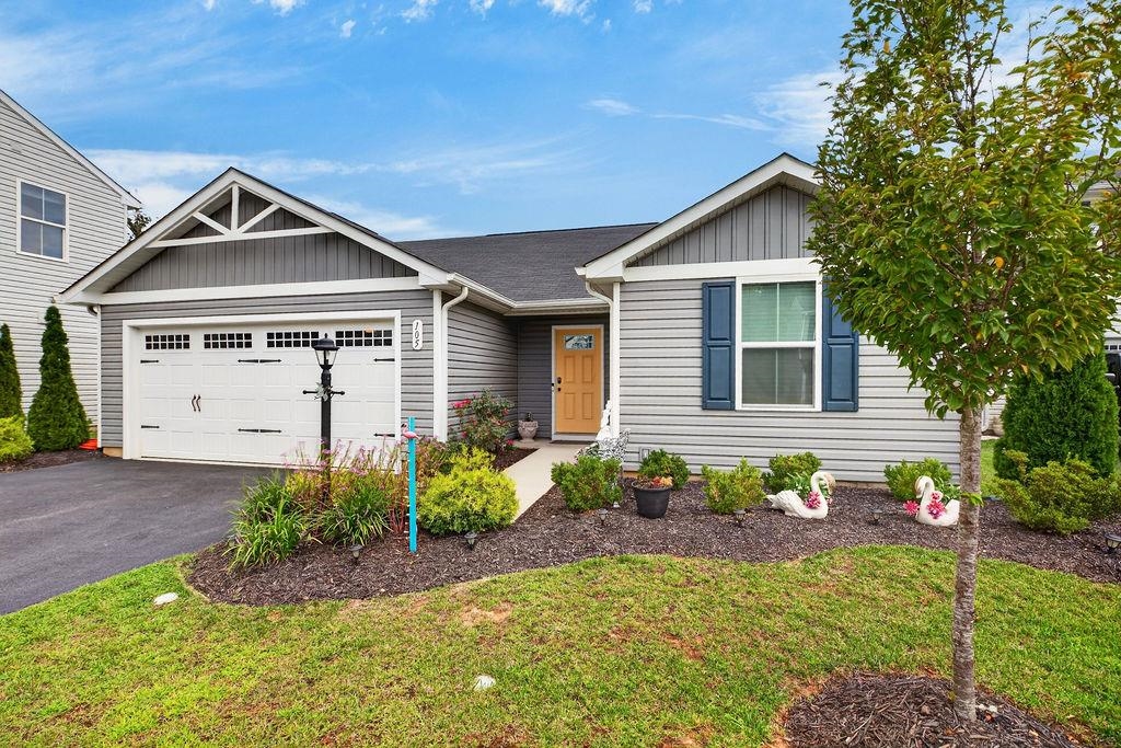 105 White Birch Rd, Waynesboro, VA 22980 — photo 2