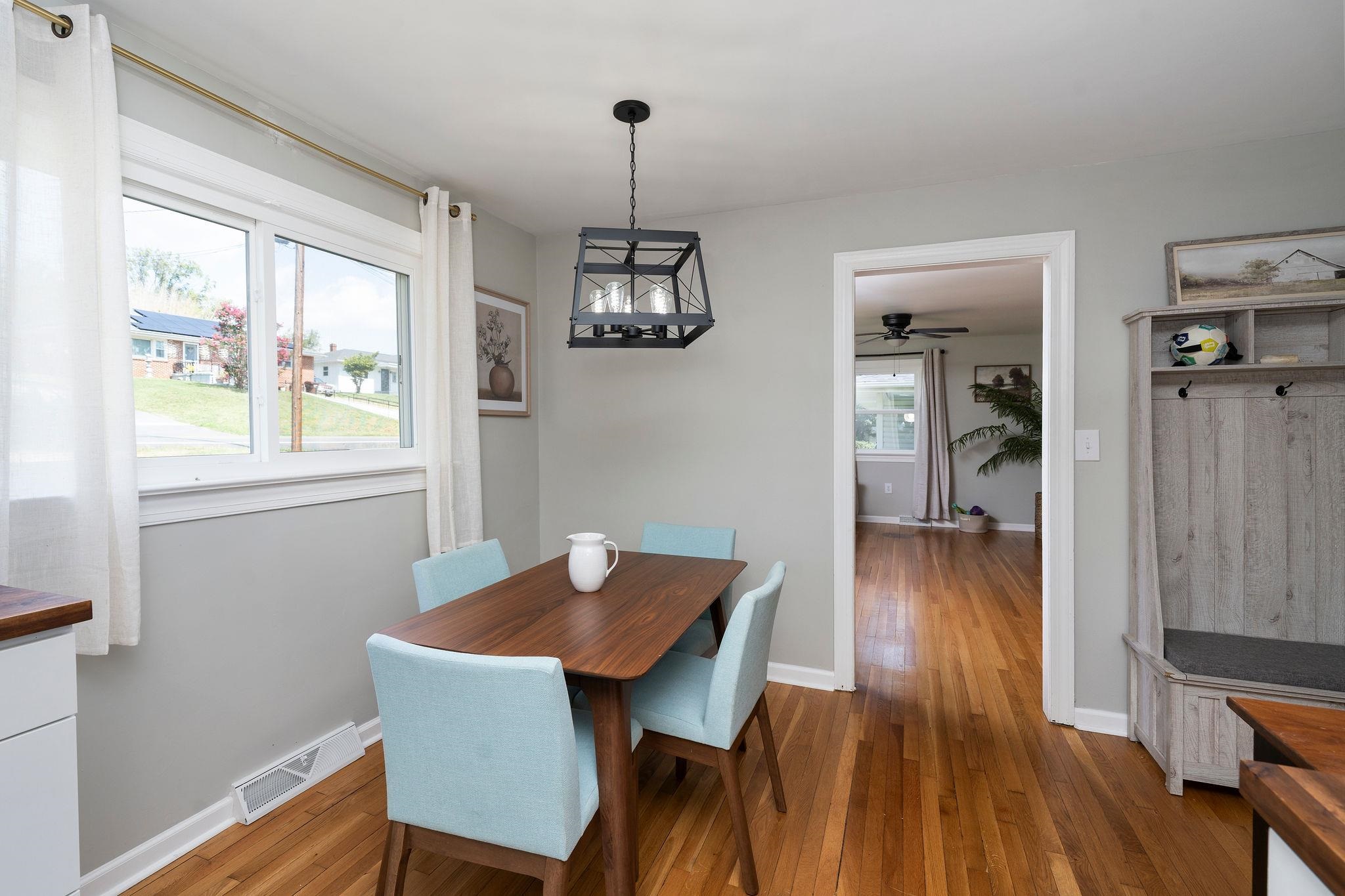 372 Frontier Dr, Staunton, VA 24401 — photo 7