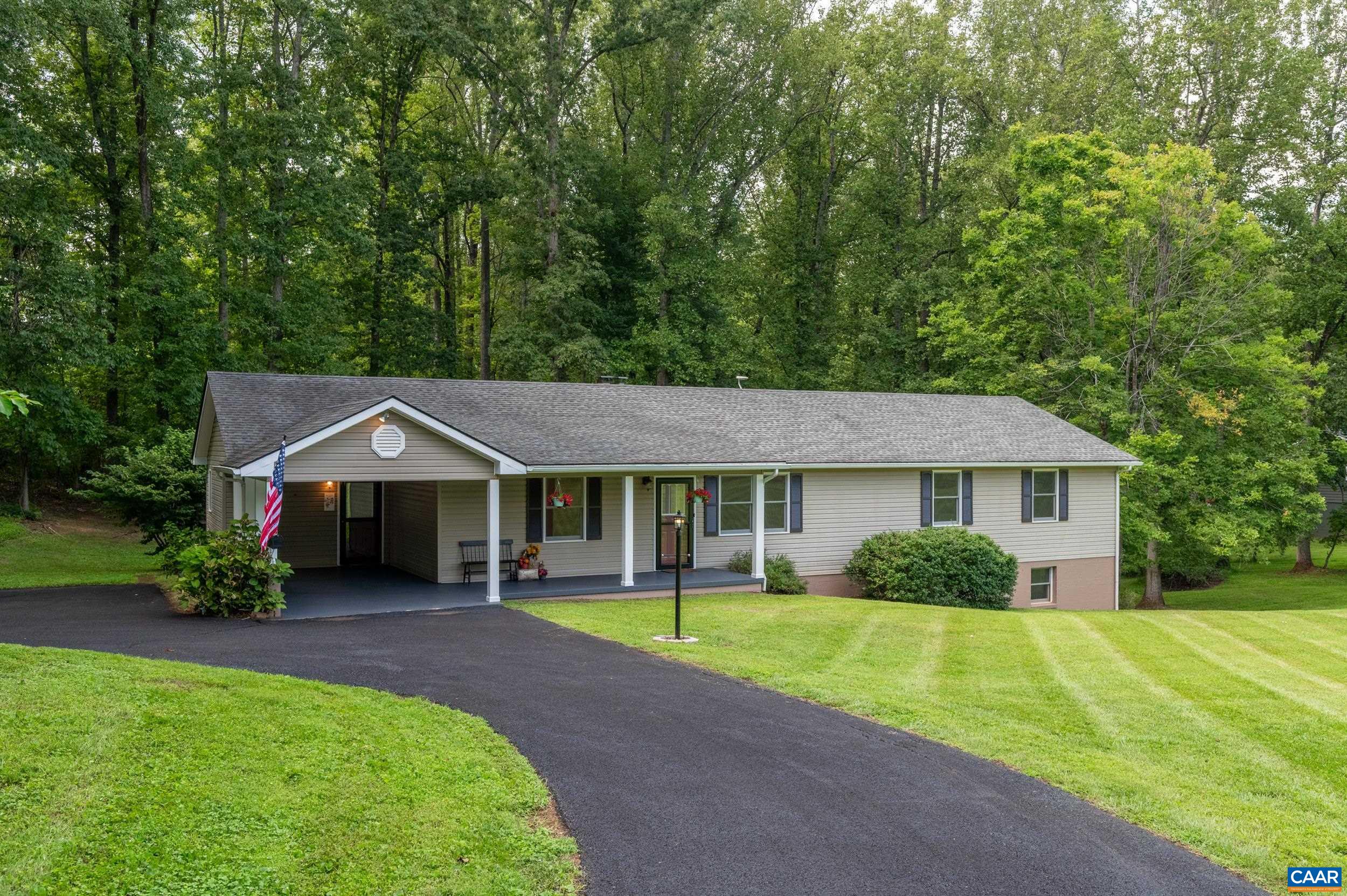 582 Miller School Rd, Charlottesville, VA 22903 — photo 2
