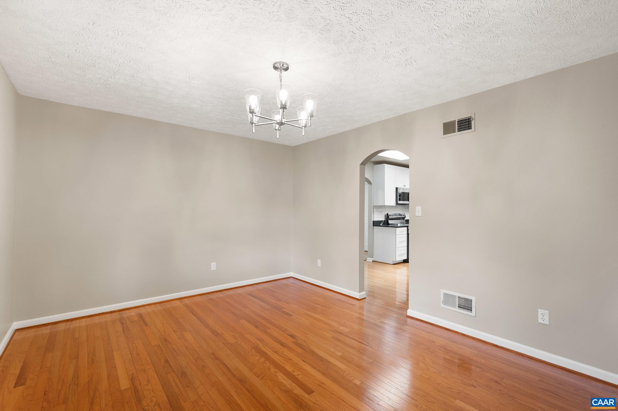 582 Miller School Rd, Charlottesville, VA 22903 — photo 8