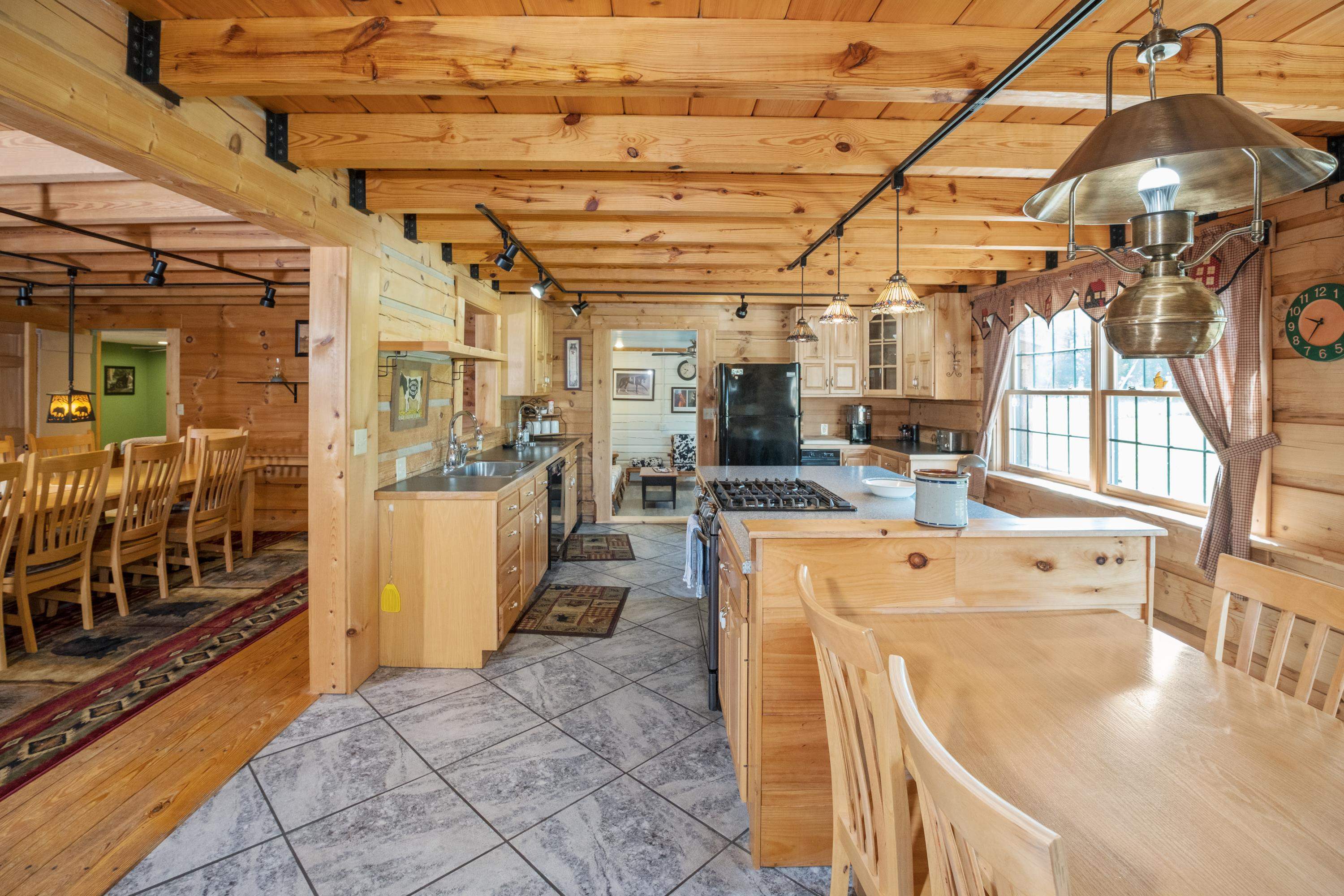 14238 Plains Mill Rd, Timberville, VA 22853 — photo 10