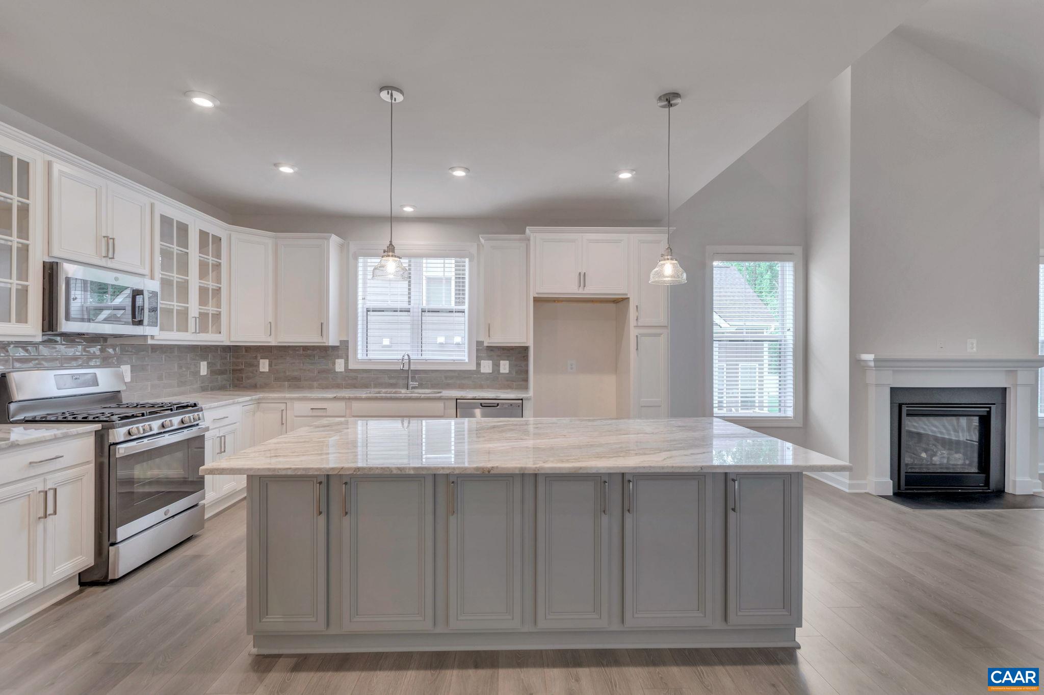 154 Cliffstone Blvd, Charlottesville, VA 22911 — photo 5