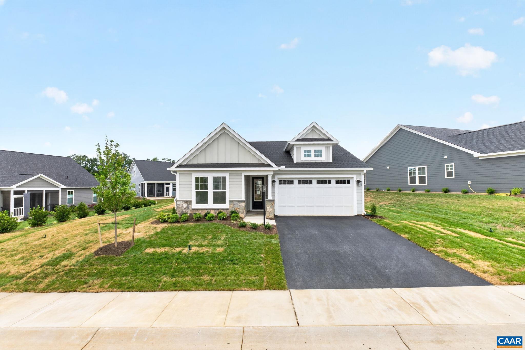 69 Sunbird Ln, Waynesboro, VA 22980 — photo 2