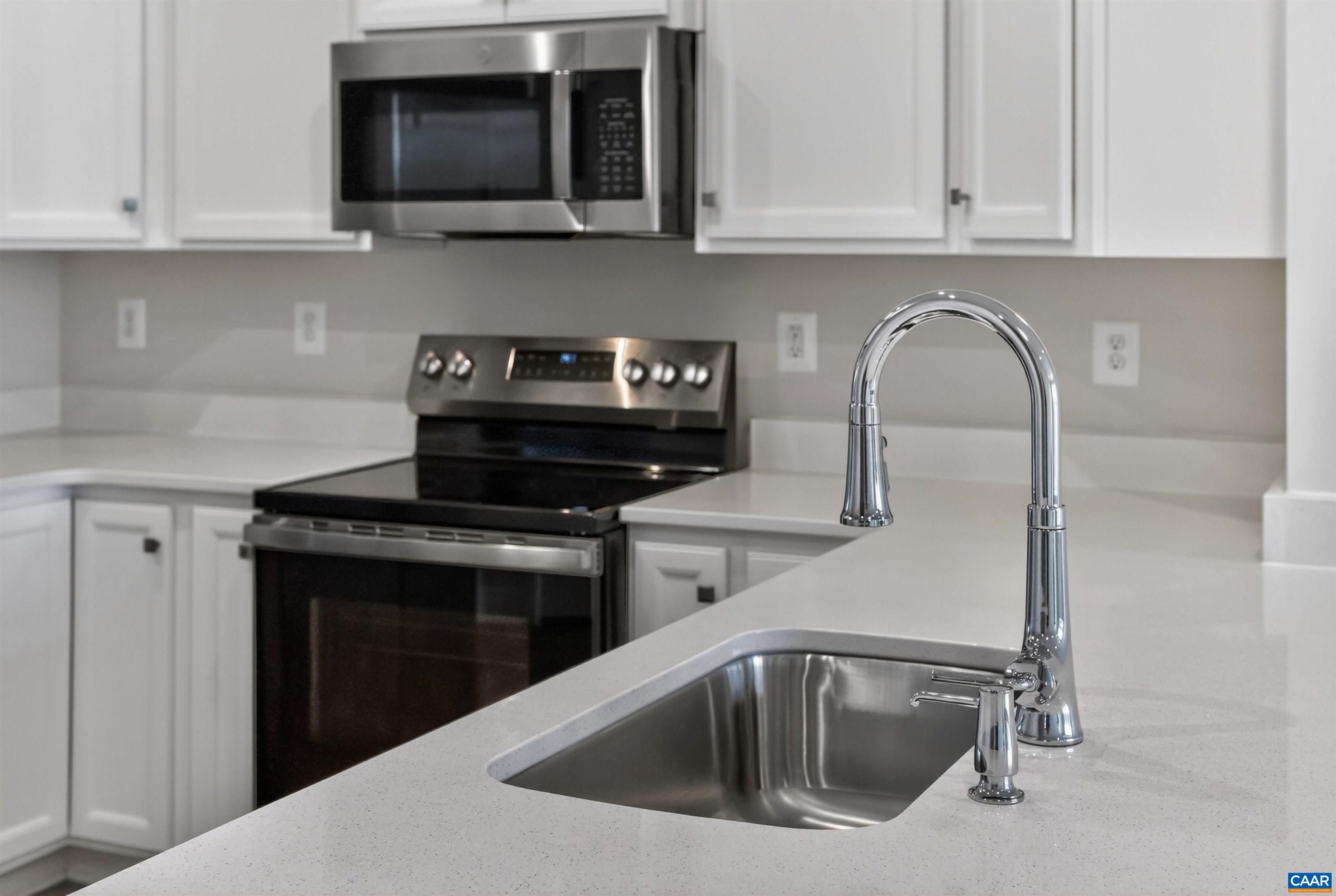 74 Perseus Ln, Charlottesville, VA 22901 — photo 5
