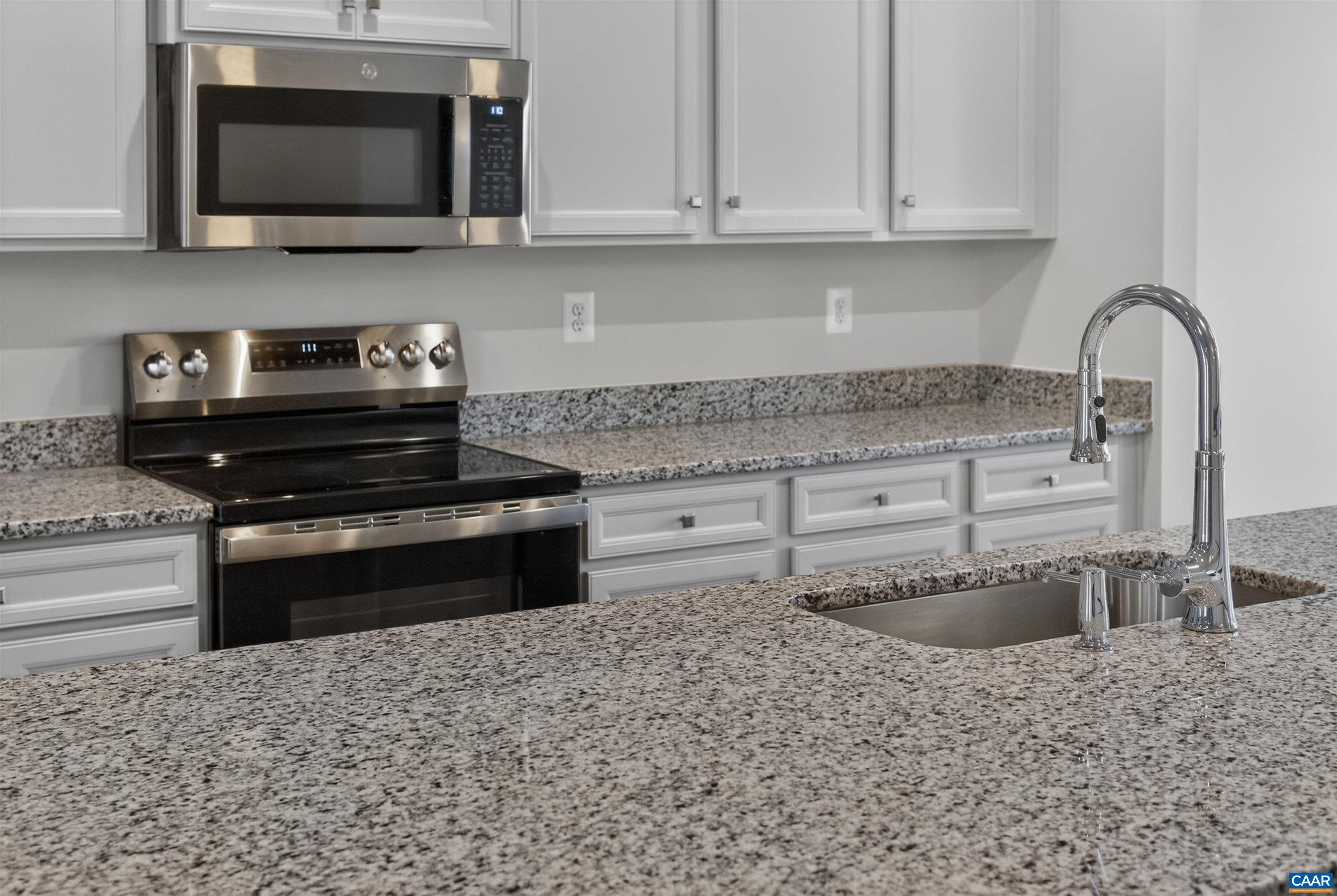 74 Perseus Ln, Charlottesville, VA 22901 — photo 6