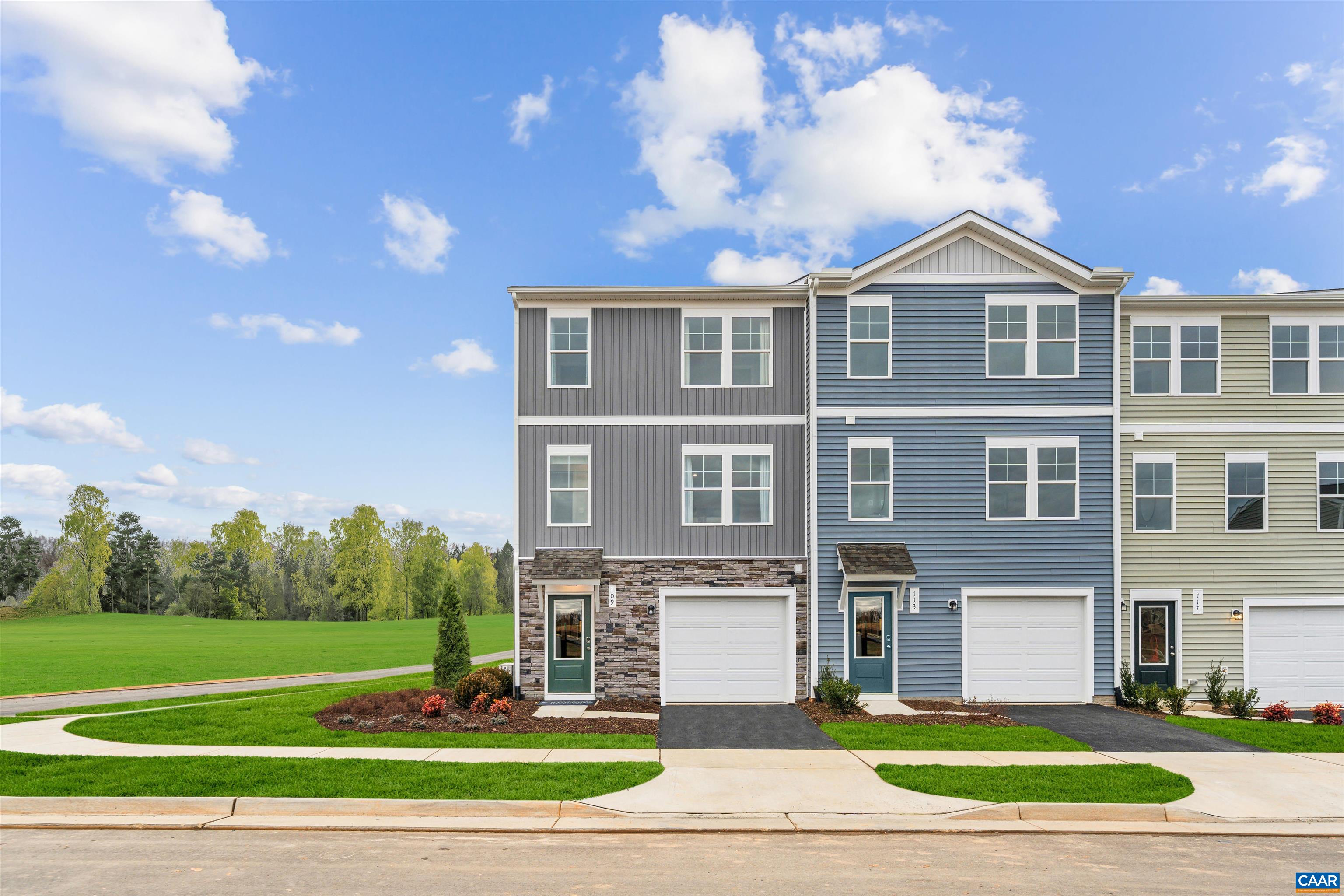 301 Oldfield Dr, Charlottesville, VA 22902