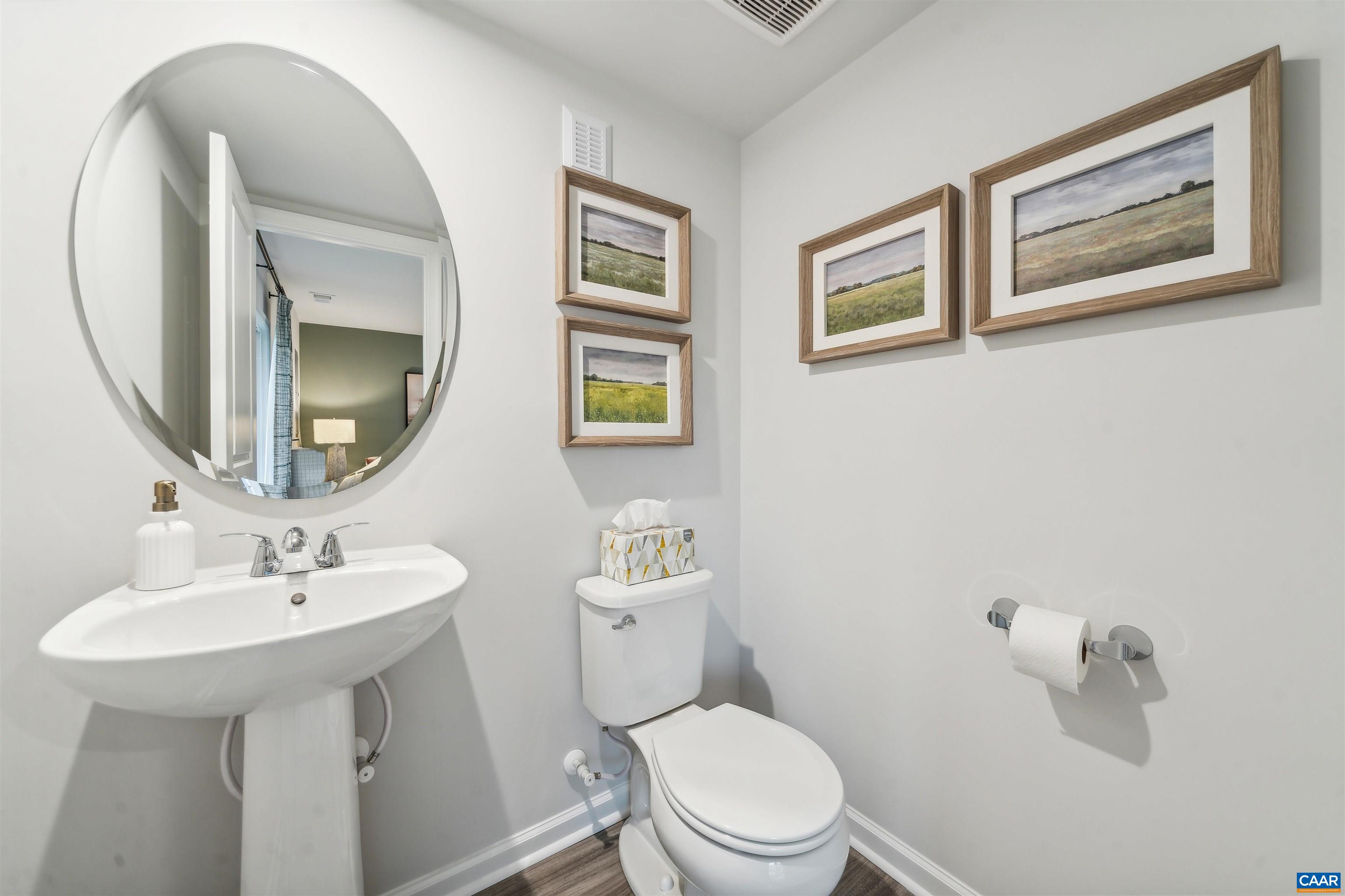301 Oldfield Dr, Charlottesville, VA 22902 — photo 3