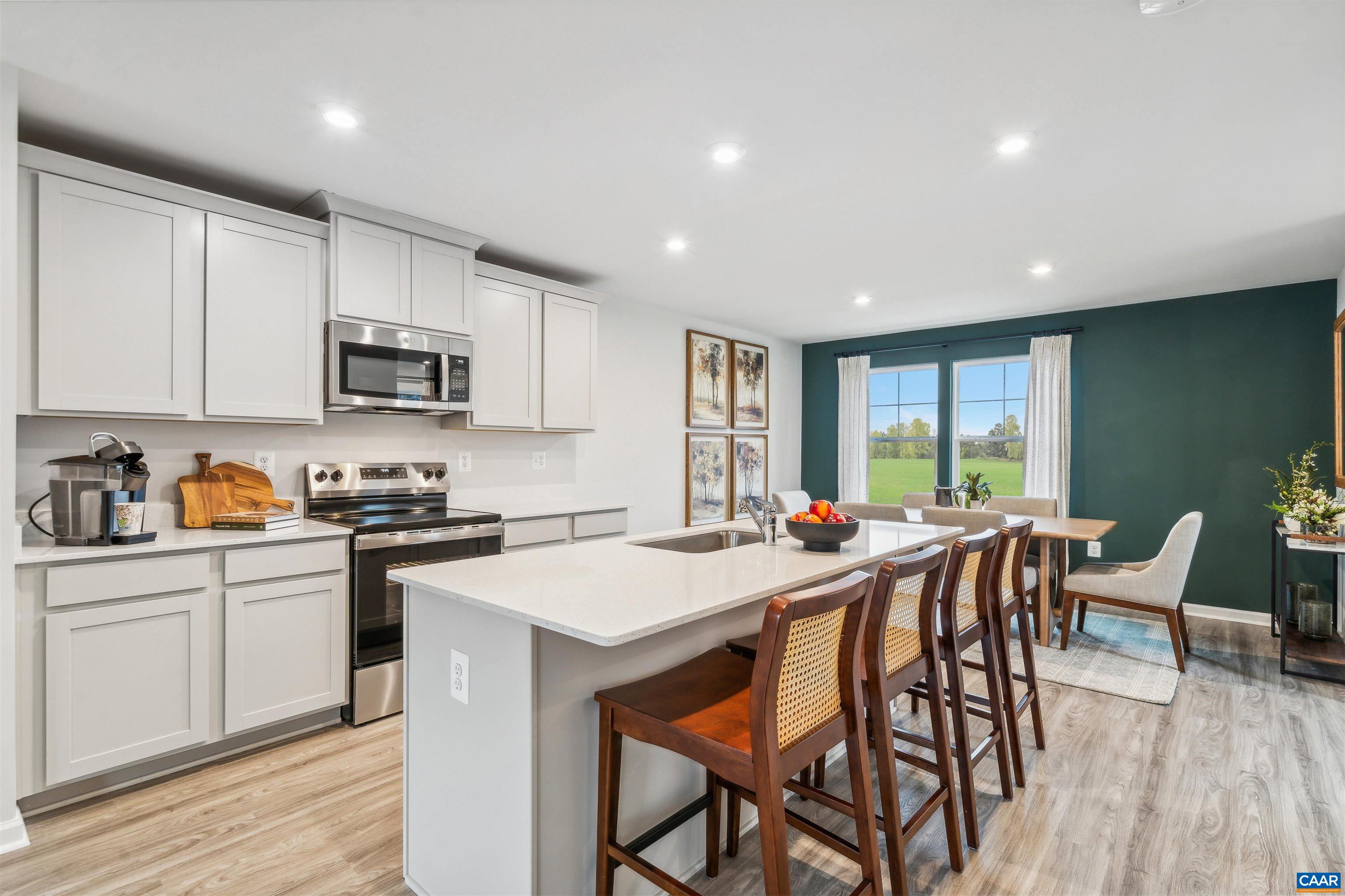 299 Oldfield Dr, Charlottesville, VA 22902 — photo 6