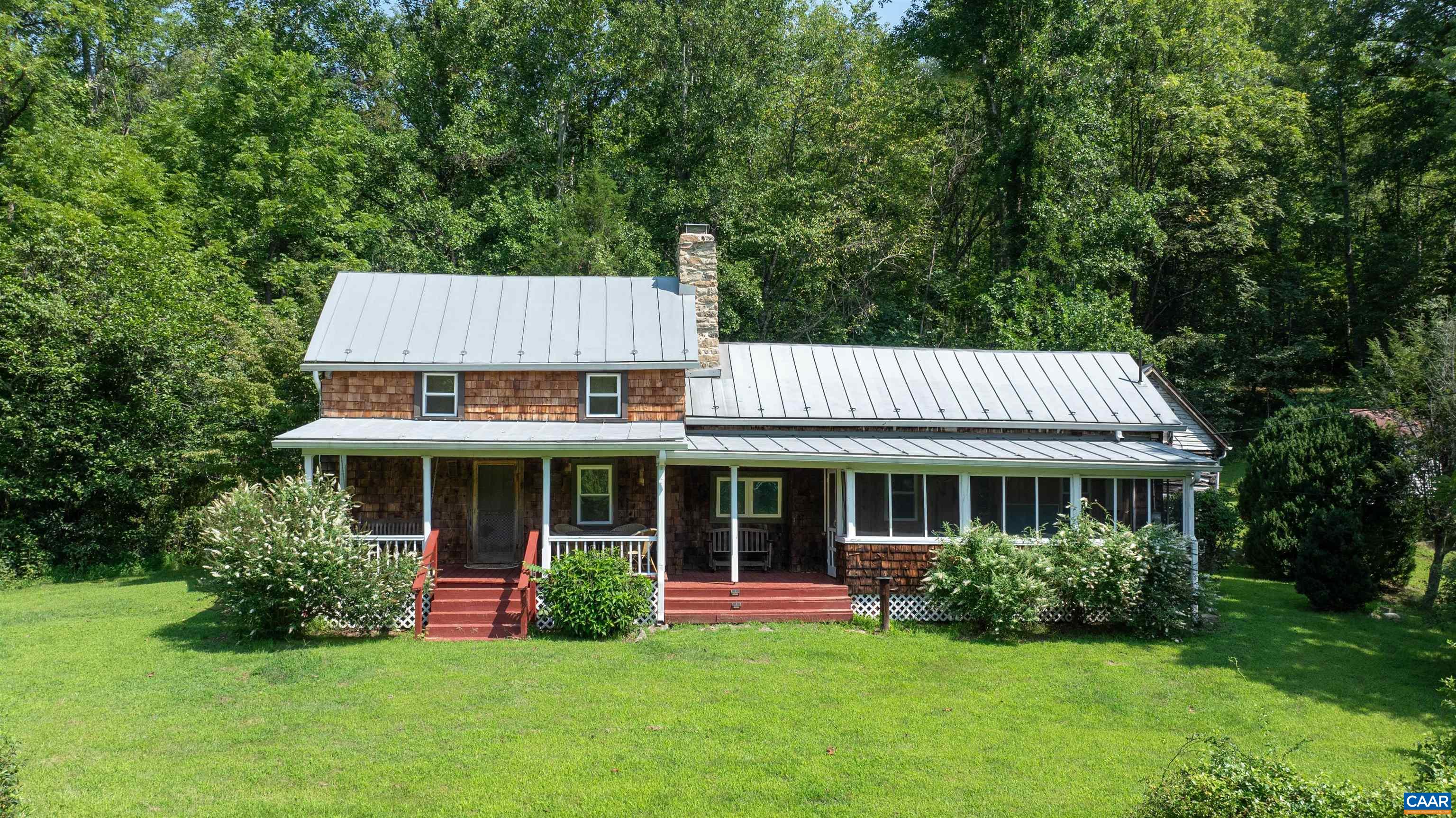 2042 Weakley Hollow Rd, Syria, VA 22743 — photo 4