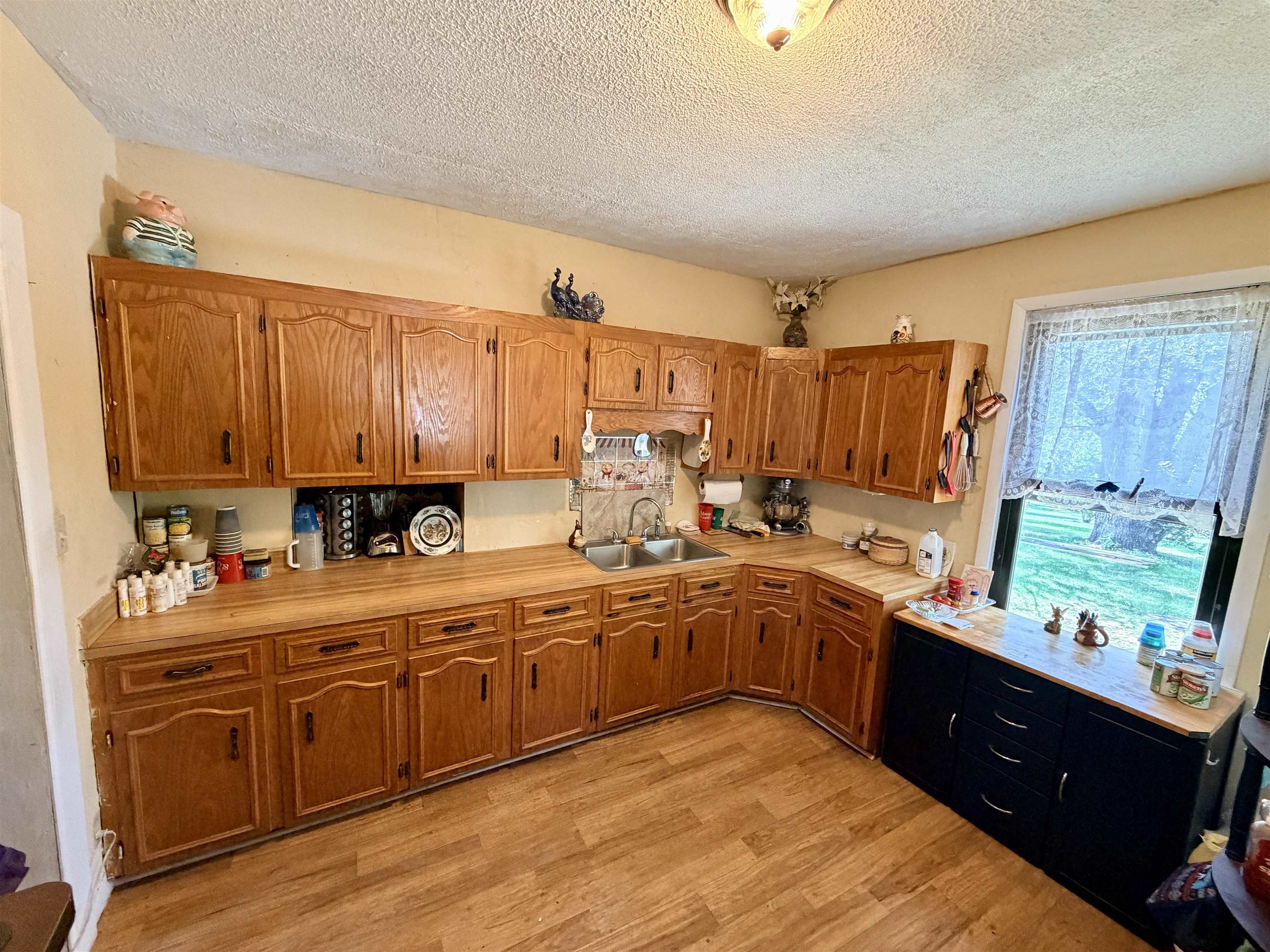 303 4th St, Grottoes, VA 24441 — photo 3