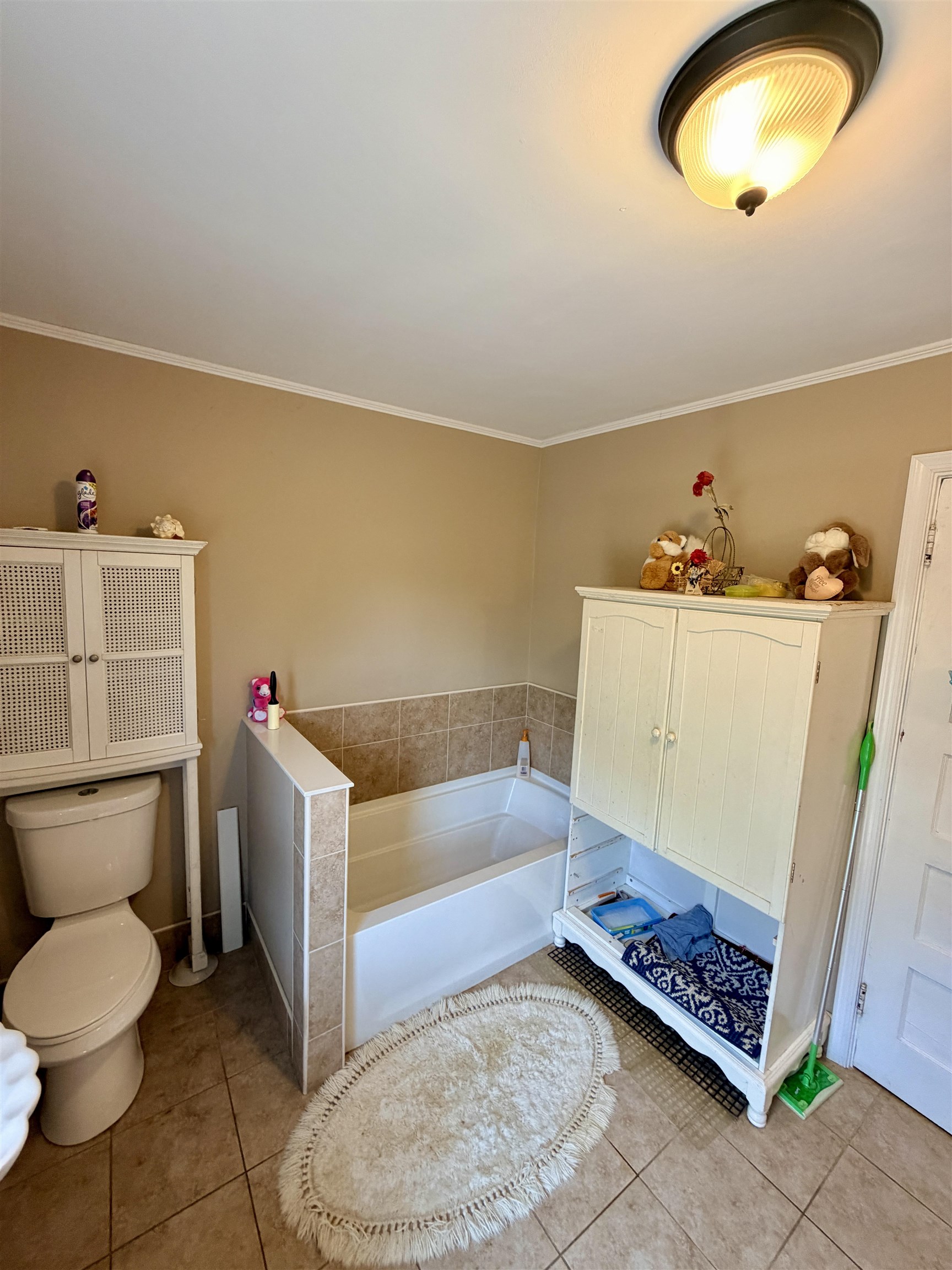 303 4th St, Grottoes, VA 24441 — photo 9