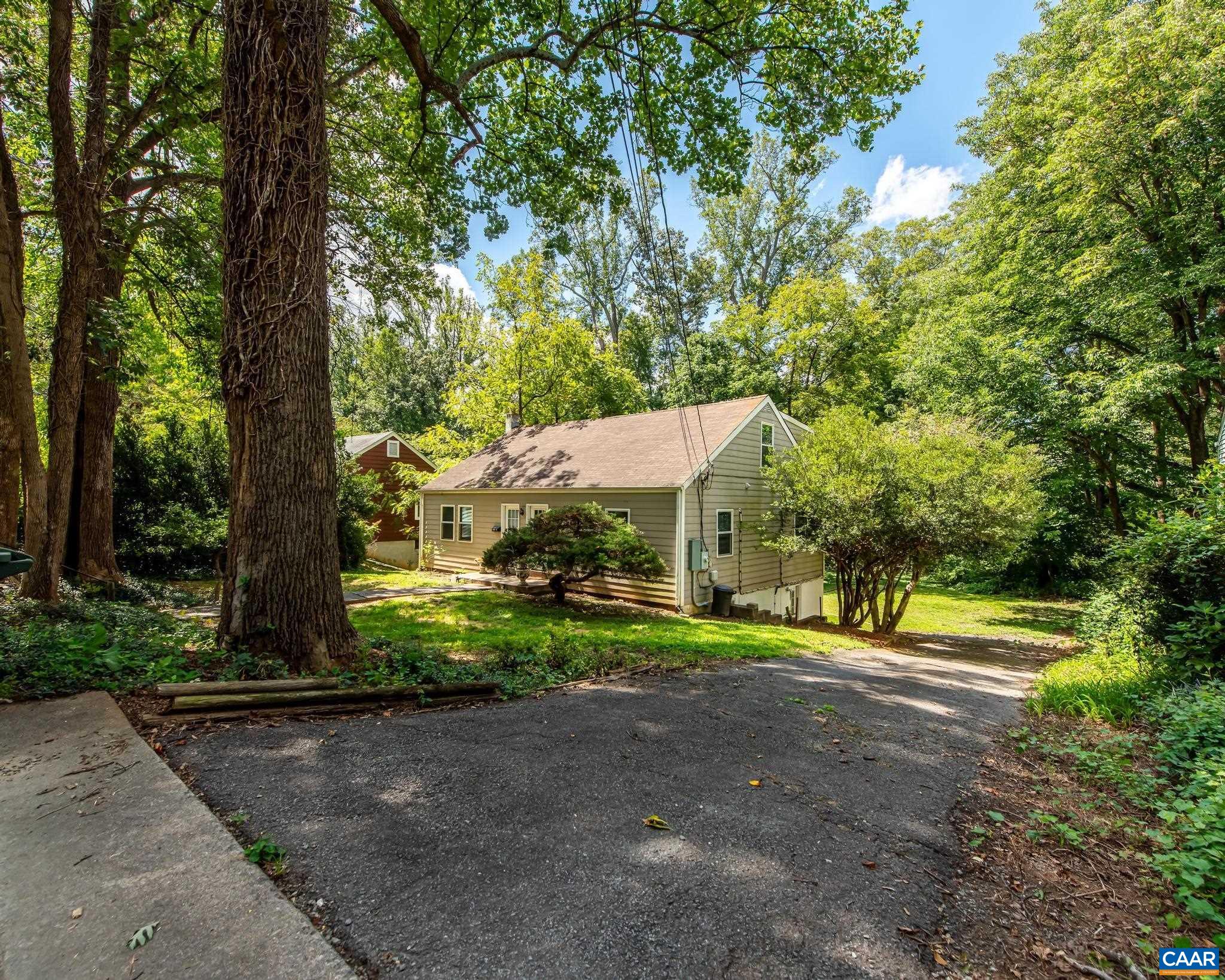 2525 Woodland Dr, Charlottesville, VA 22903 - photo 3