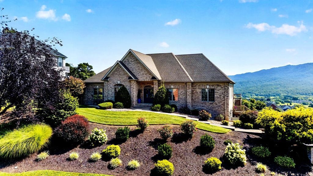 120 Pelham Pl, Rockingham, VA 22801