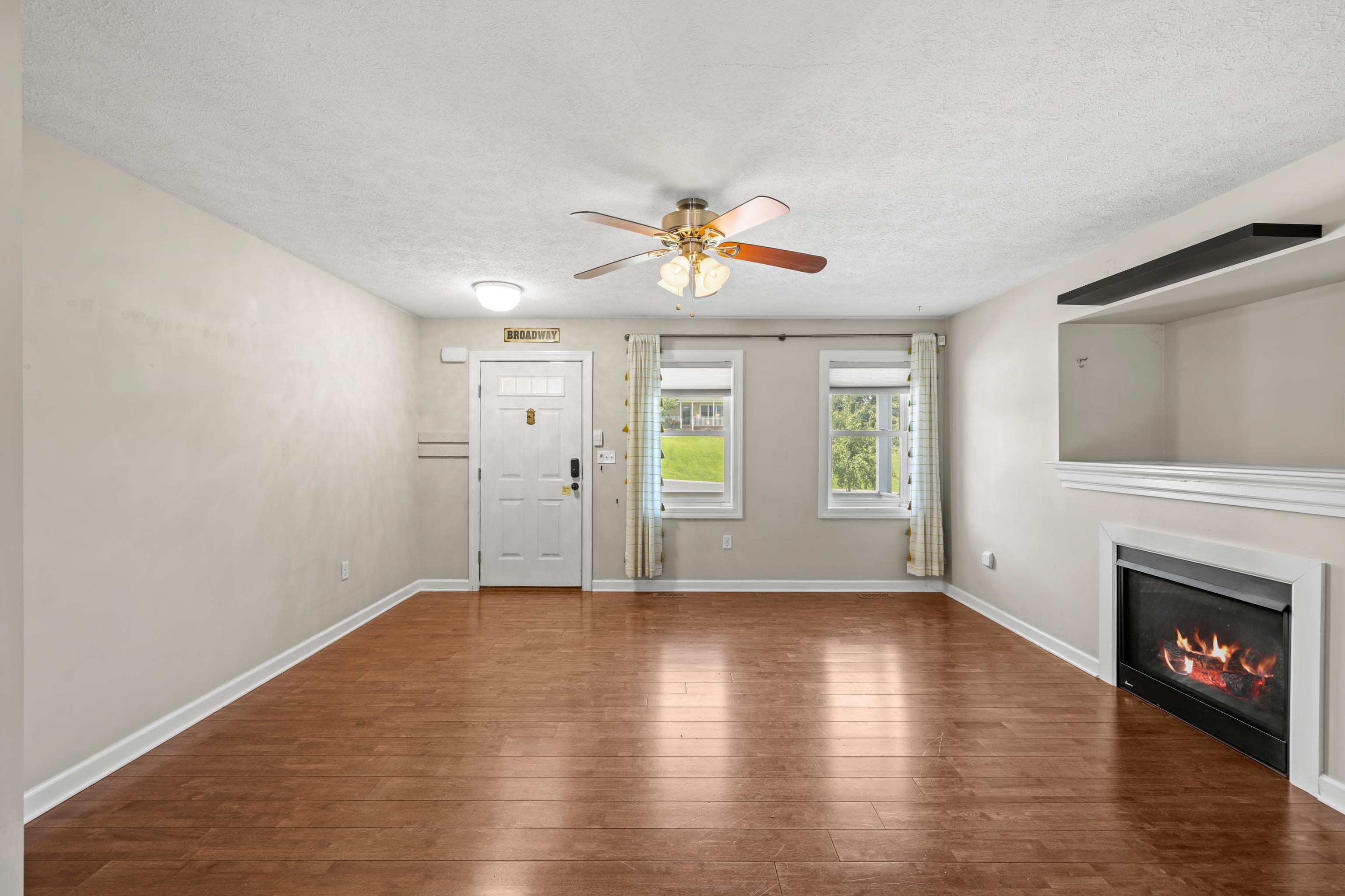 315 Rustic Ave, Broadway, VA 22815 — photo 10