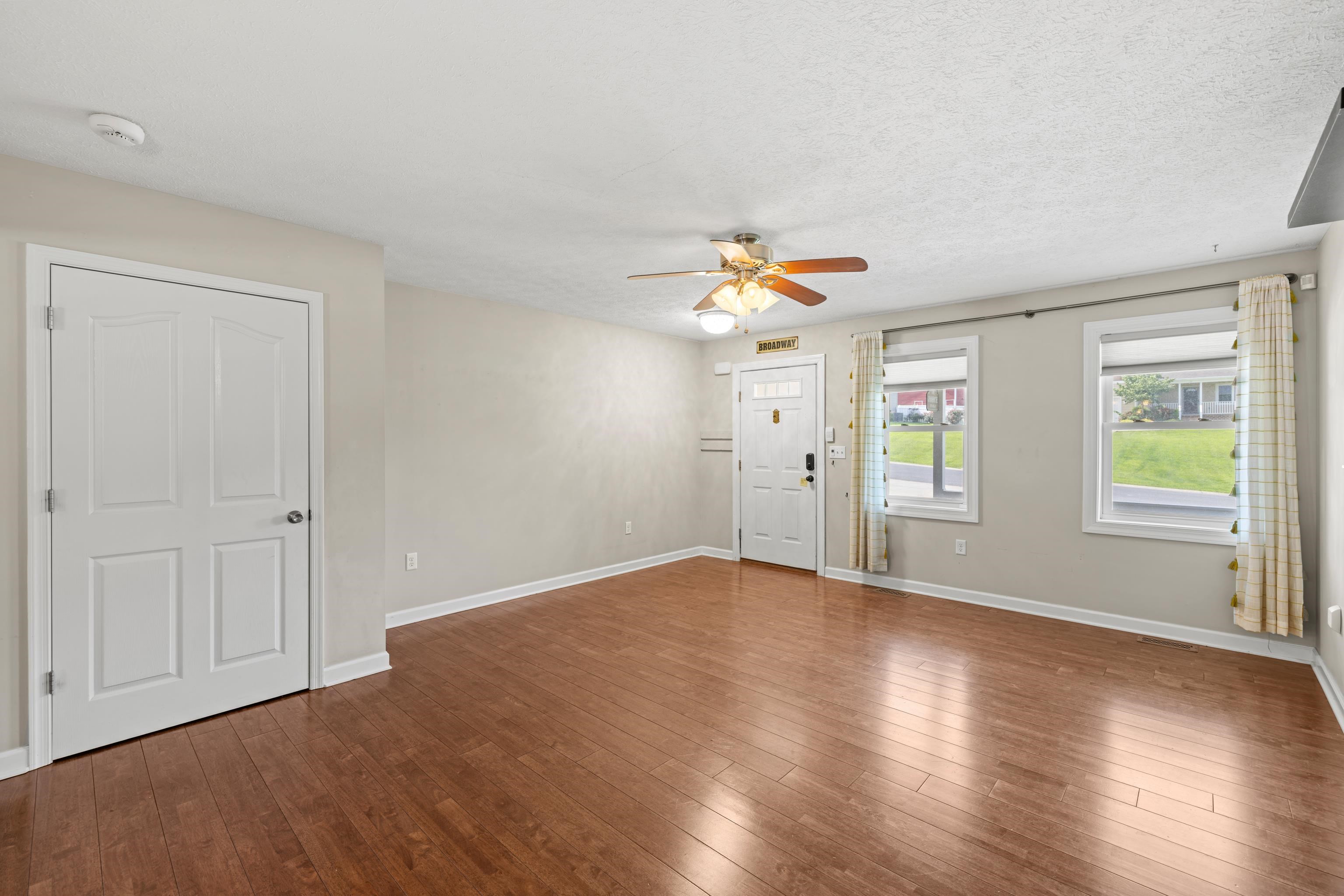 315 Rustic Ave, Broadway, VA 22815 — photo 9